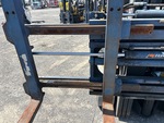Hydraulics with Fork Positioning Cylinder (on fork carriage)