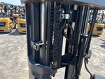 Hydraulics with Mast Lift Cylinders
