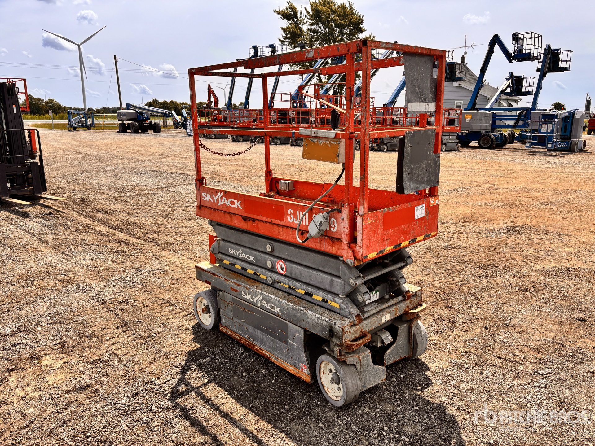2014 Skyjack SJIII3219