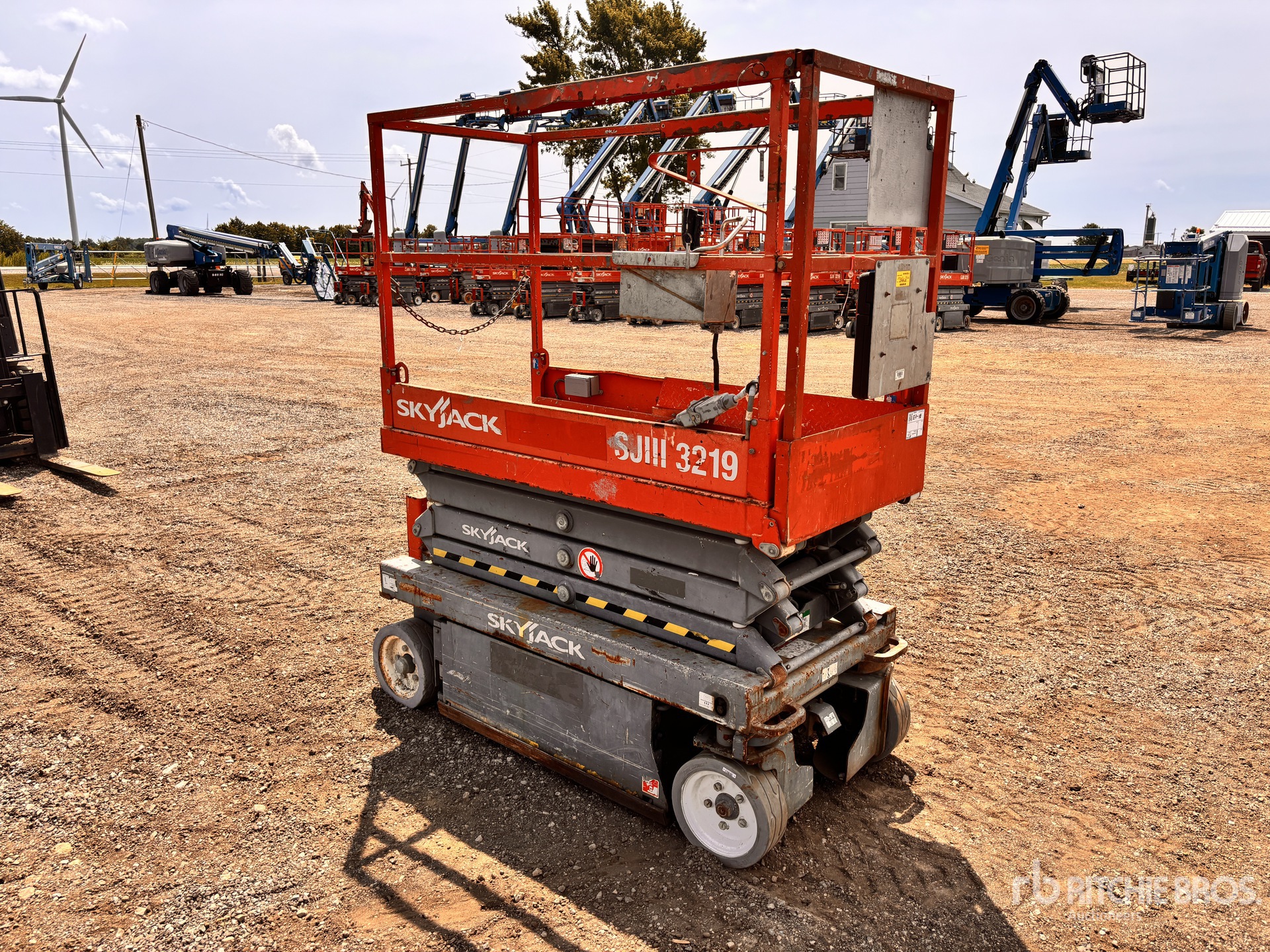 2014 Skyjack SJIII3219