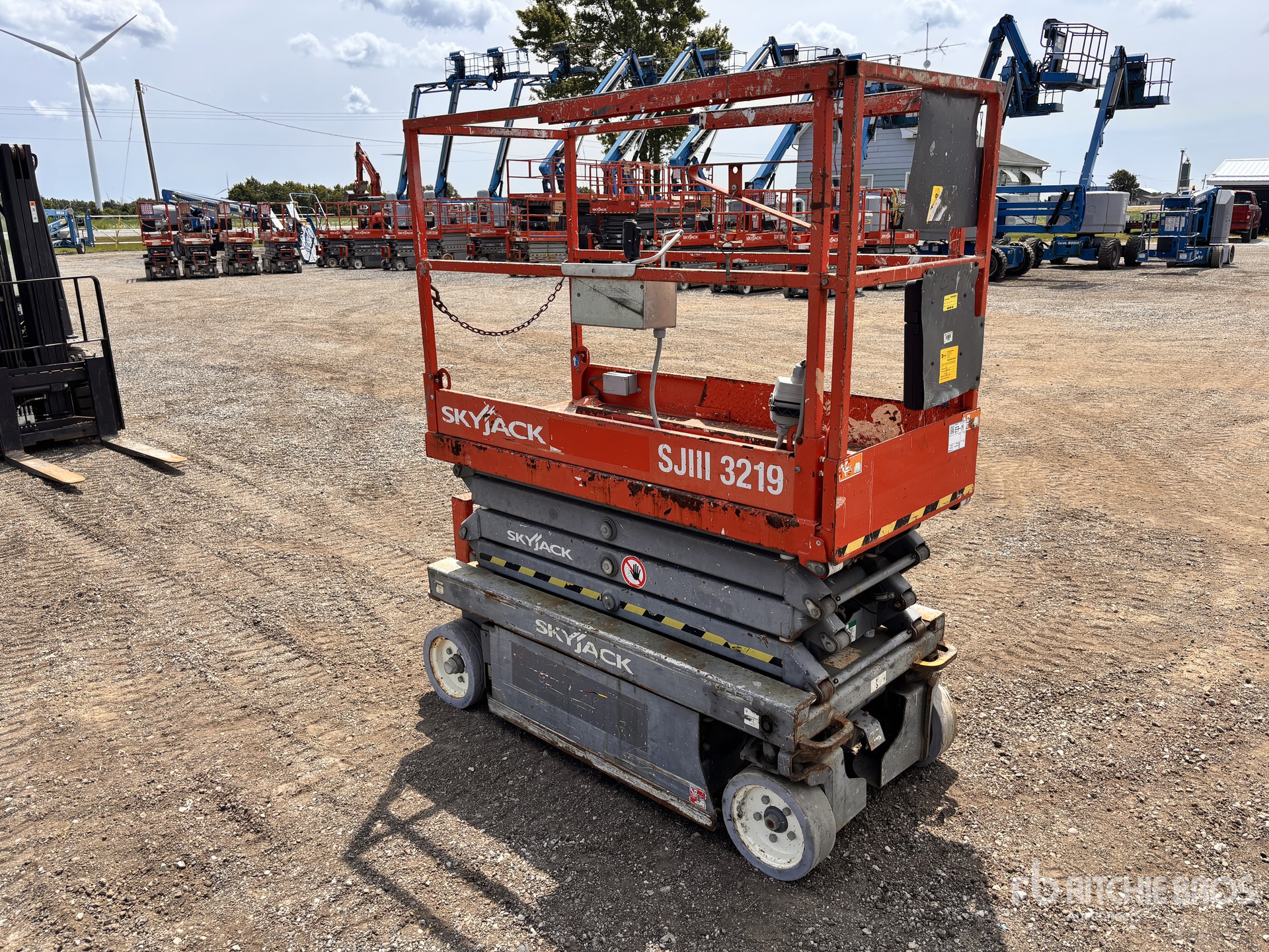 2014 Skyjack SJIII3219