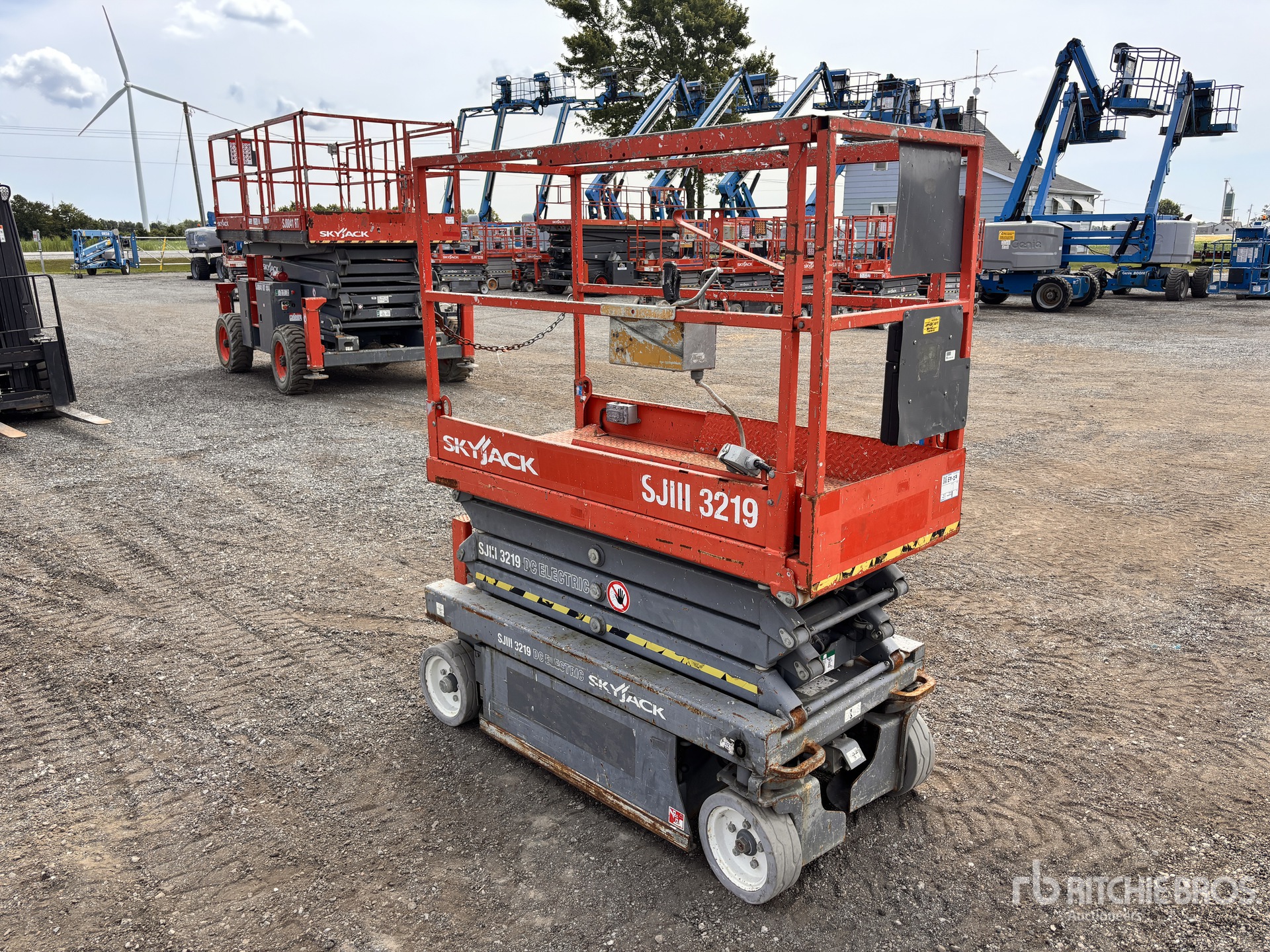 2013 Skyjack SJIII3219