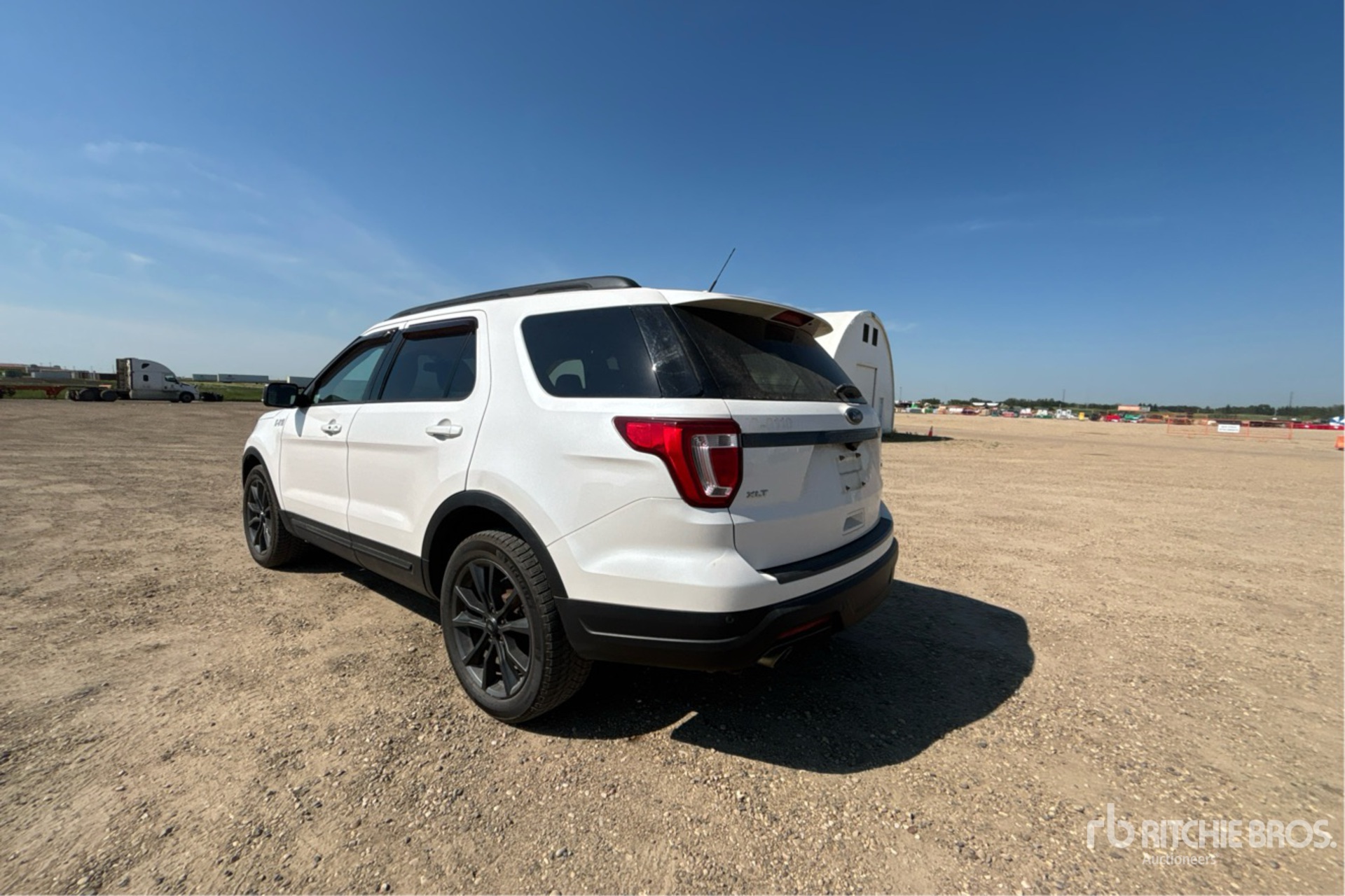 General Appearance with Picture, Left Rear Corner