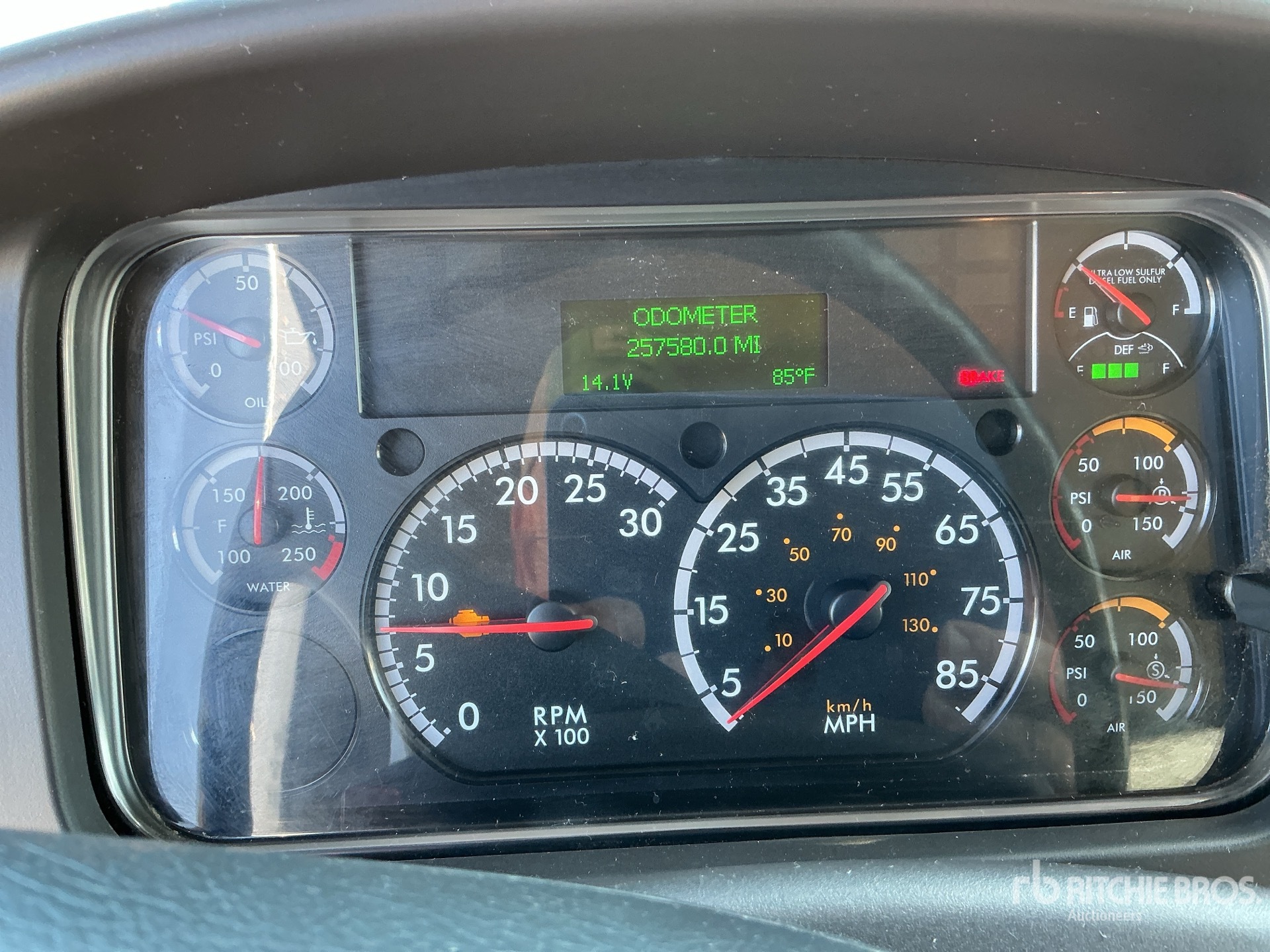 2019 Freightliner M2 106