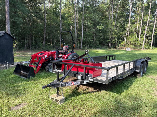 2026 Mahindra 2126 4WD Utility Tractor Package (Inoperable)