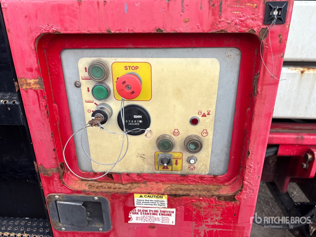 Basic Lower Control Station with