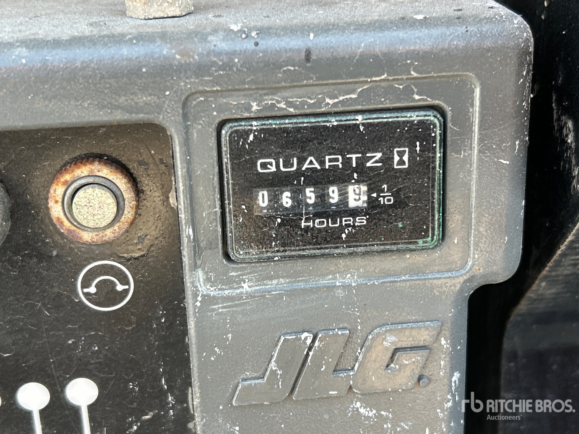 2012 JLG 1930ES