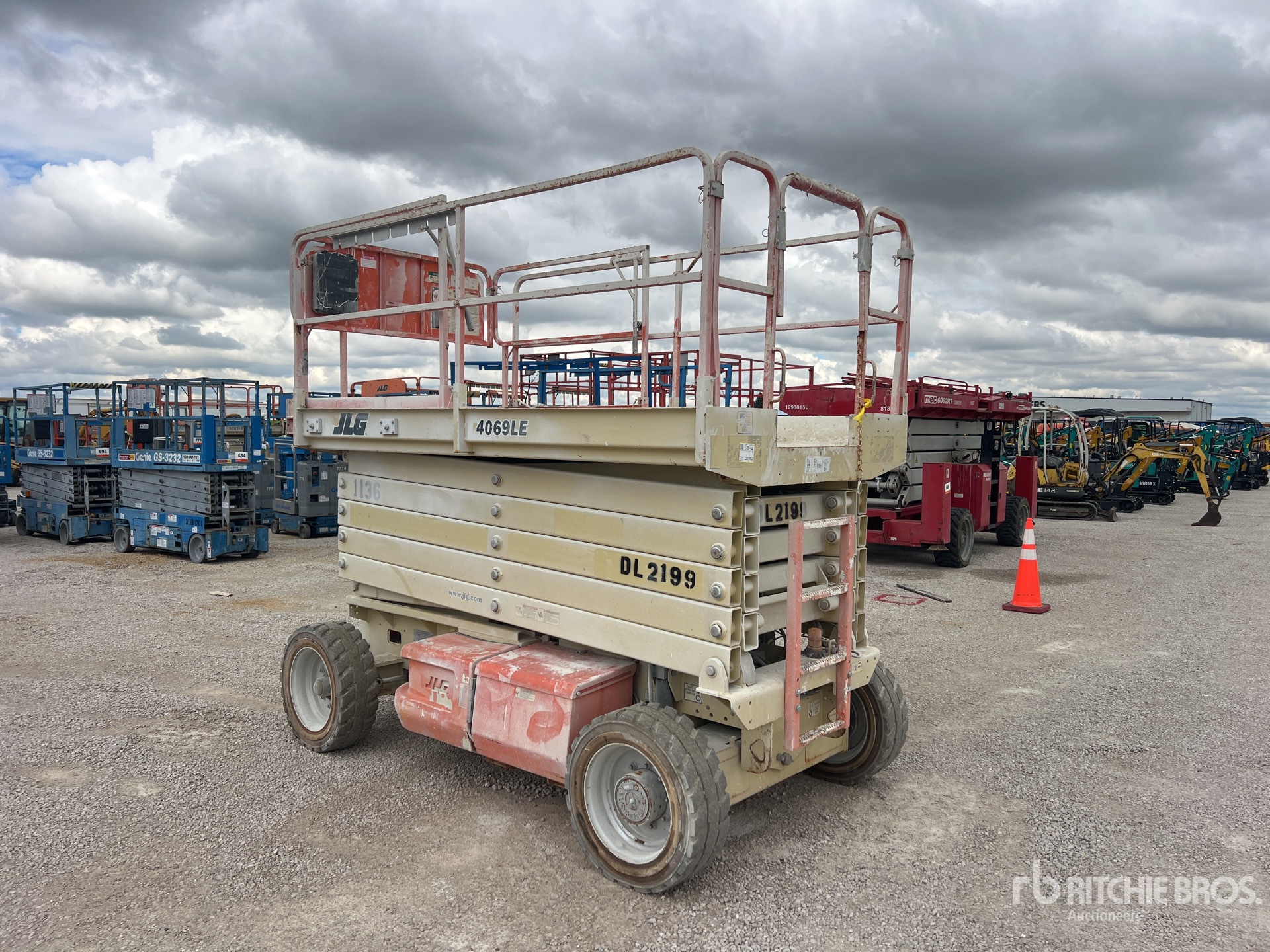 2008 JLG 4069LE