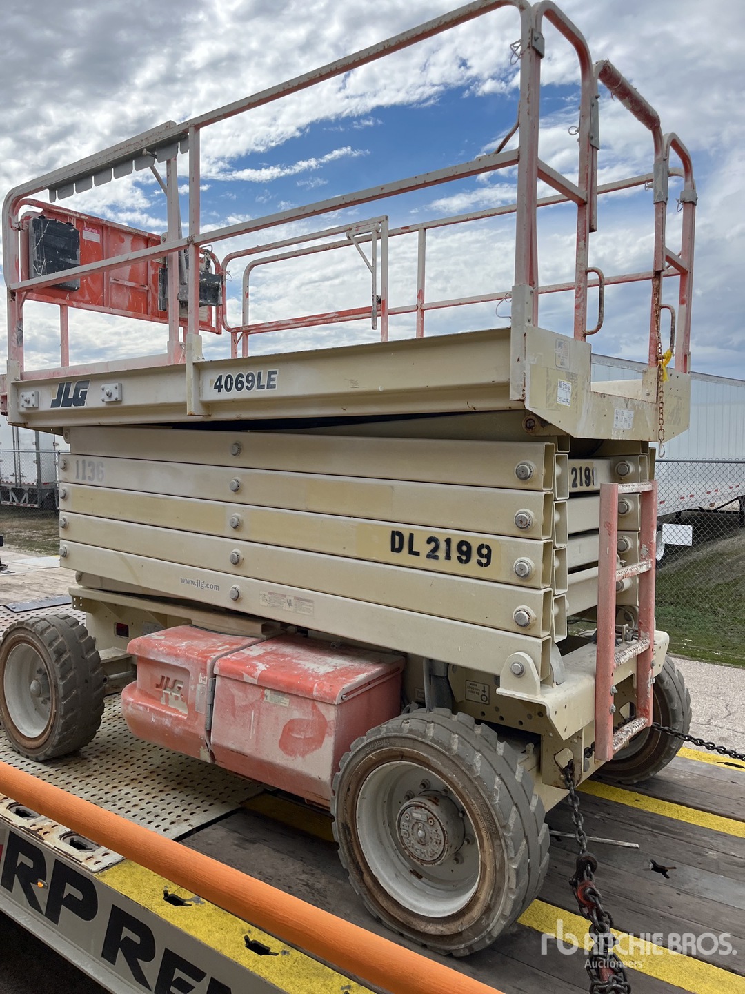 2008 JLG 4069LE