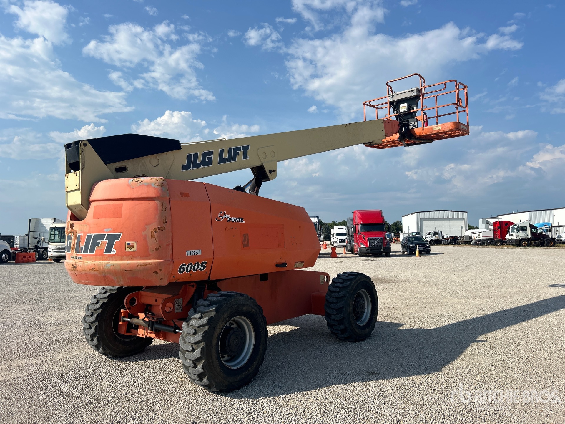 2003 JLG 600S