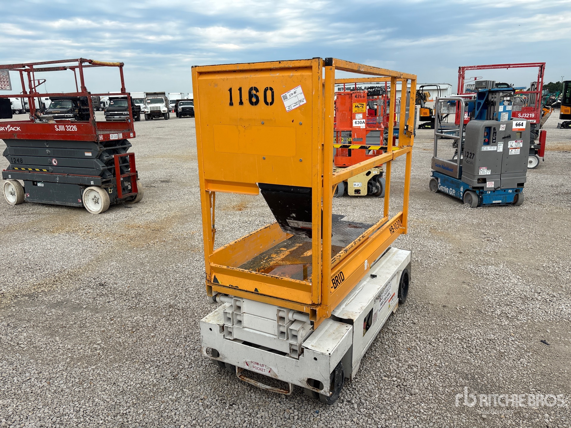 Photo of 2005 Hy-Brid HB-1030