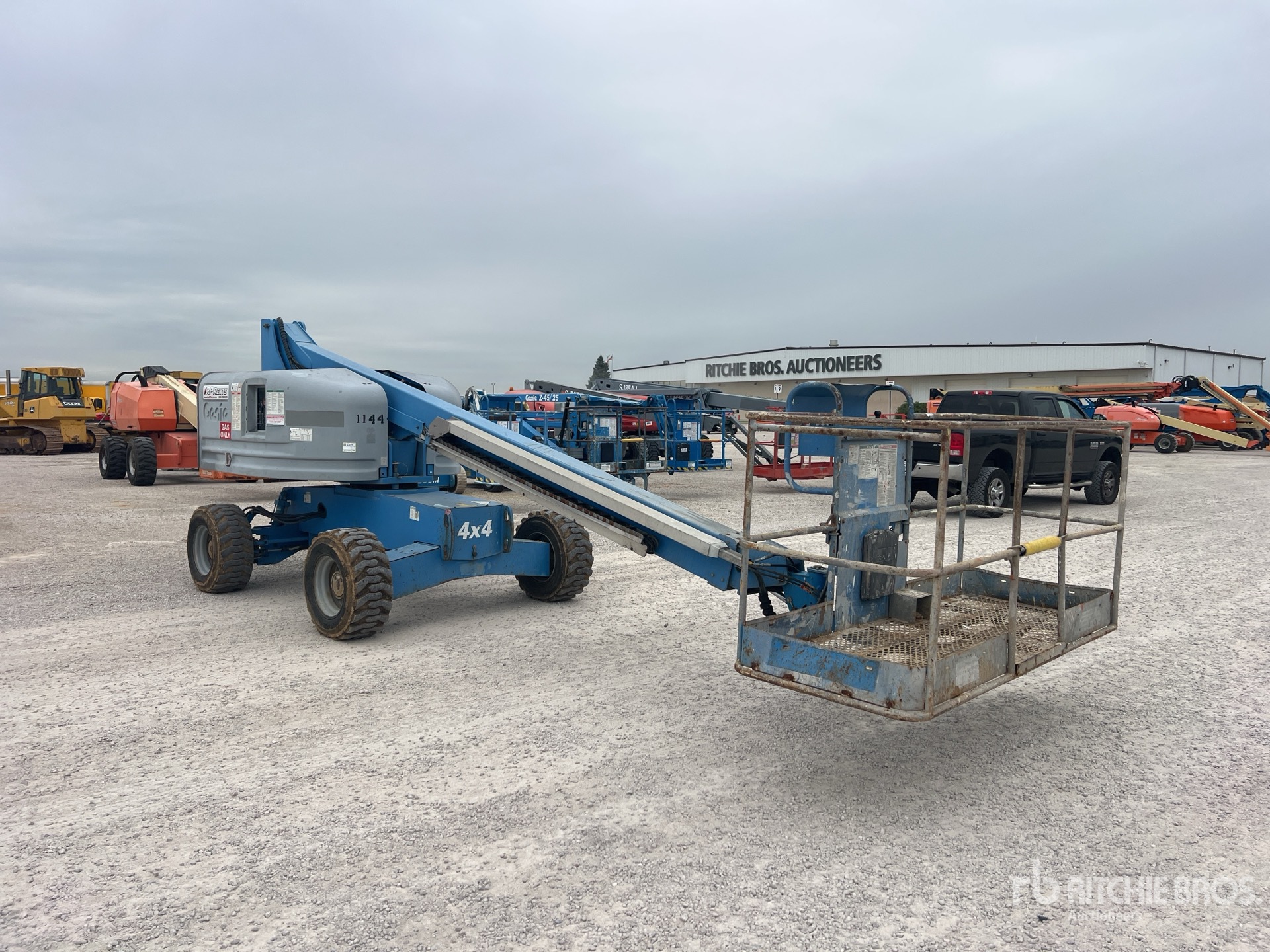 2004 Genie S-40