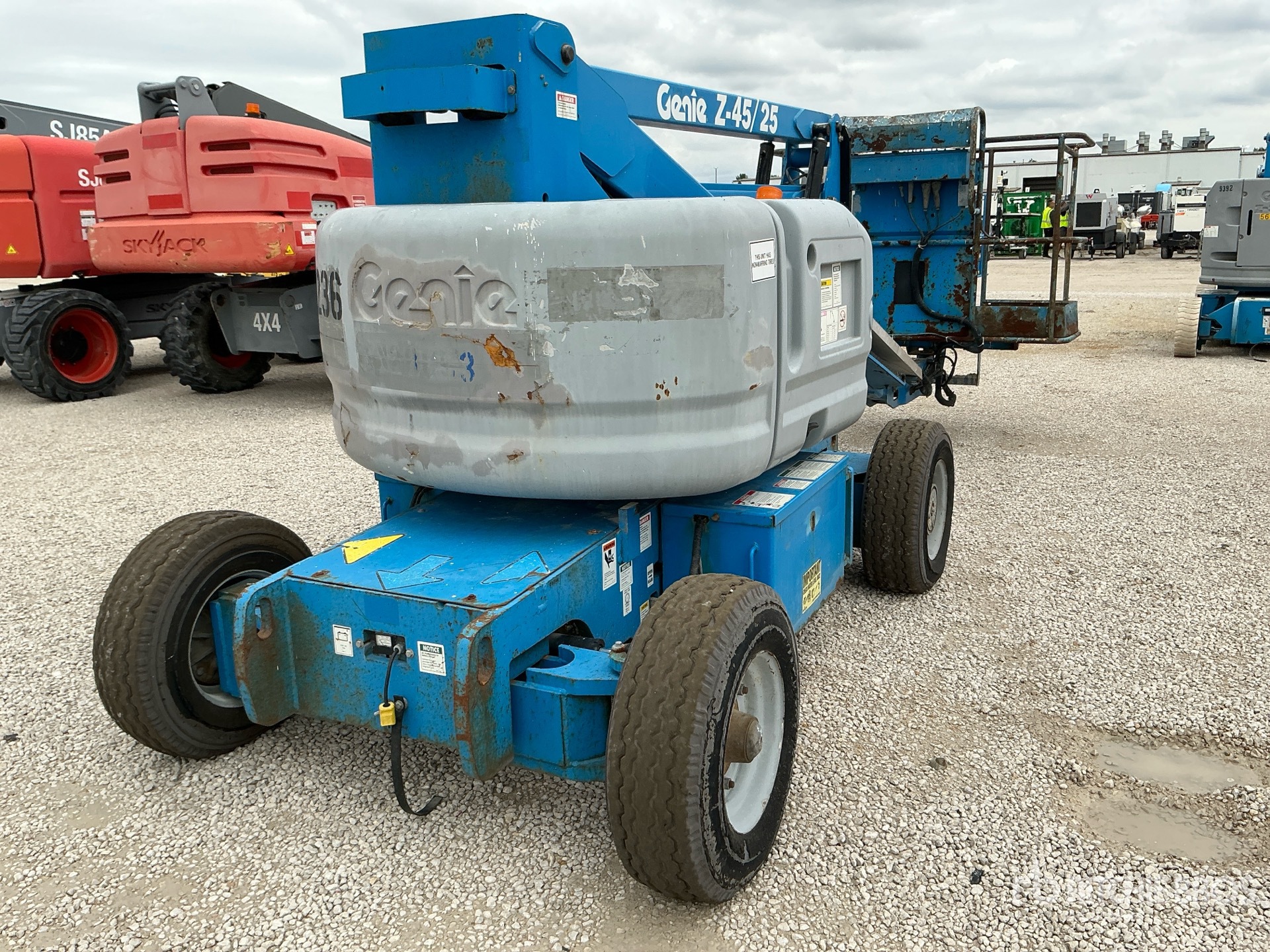 2005 Genie Z45/25