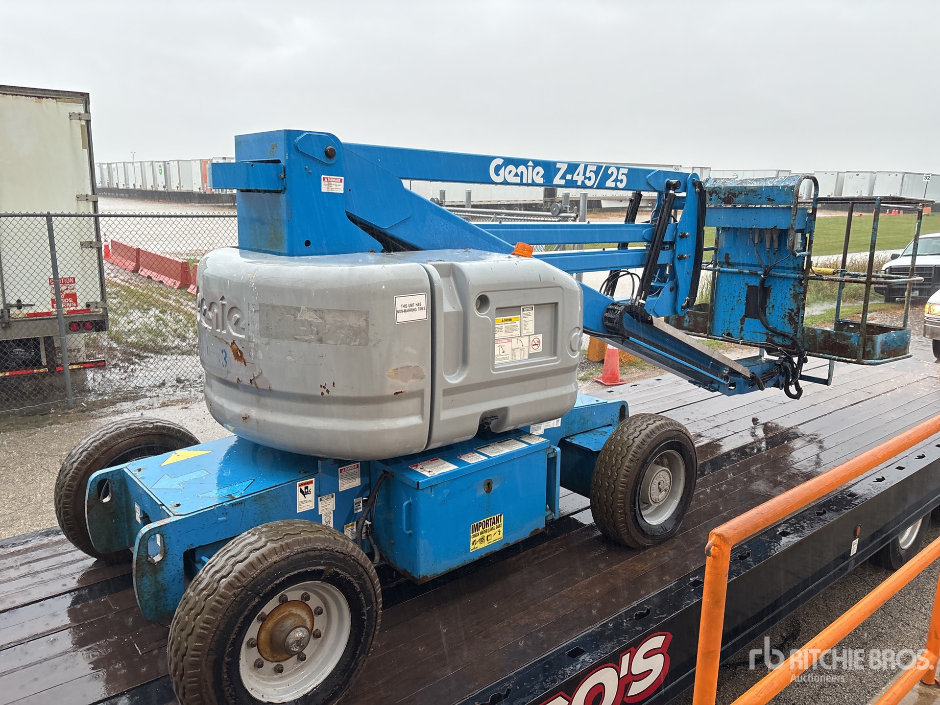Photo of 2005 Genie Z-45/25