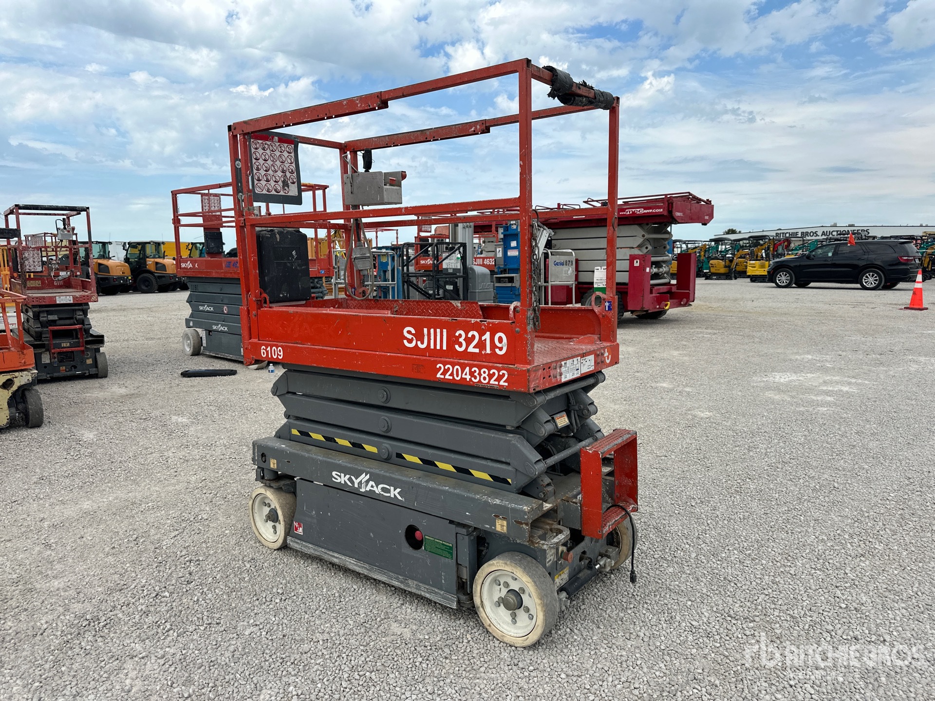 2013 Skyjack SJIII3219
