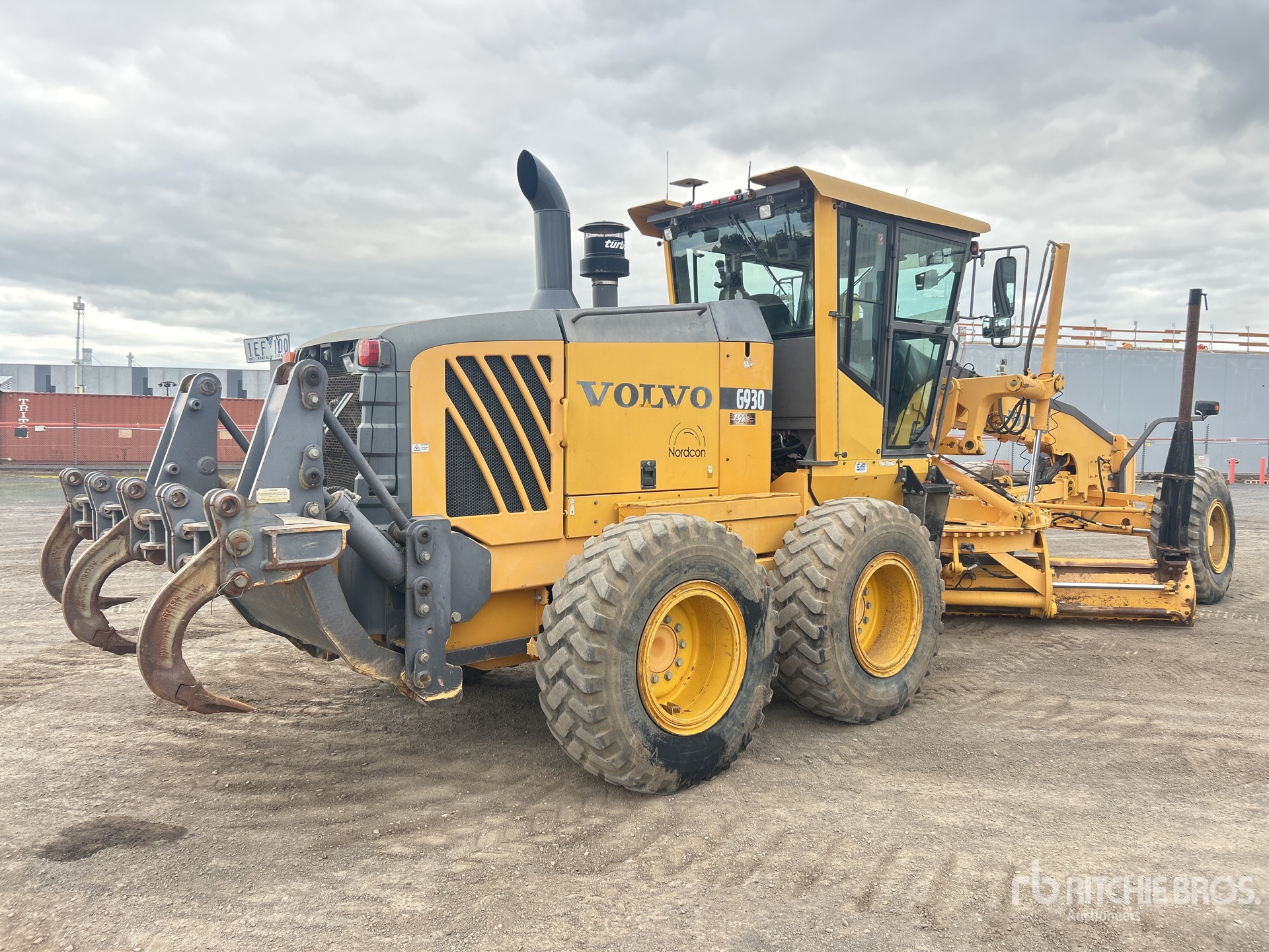 General Appearance with Picture, Right Rear Corner