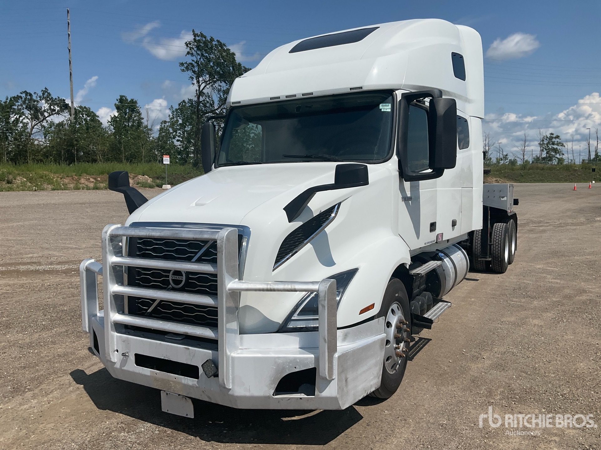 2022 Volvo VNR