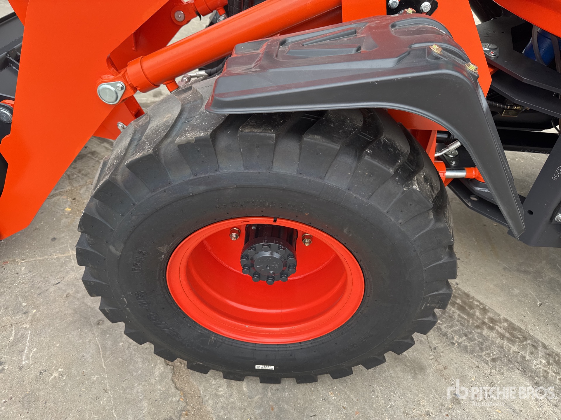 2026 MACHPRO MP-L300