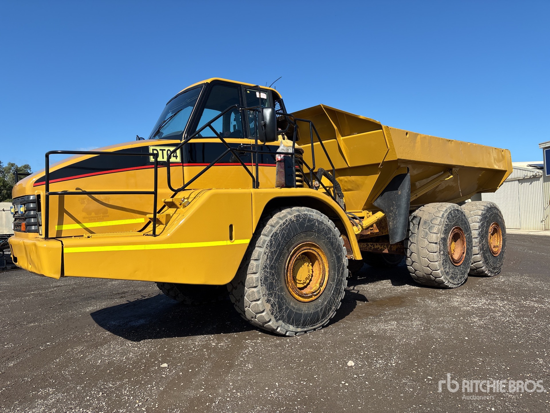 2003 Caterpillar 740