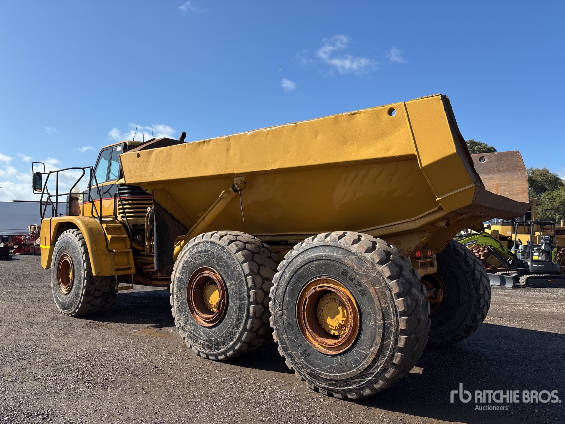 2003 Caterpillar 740