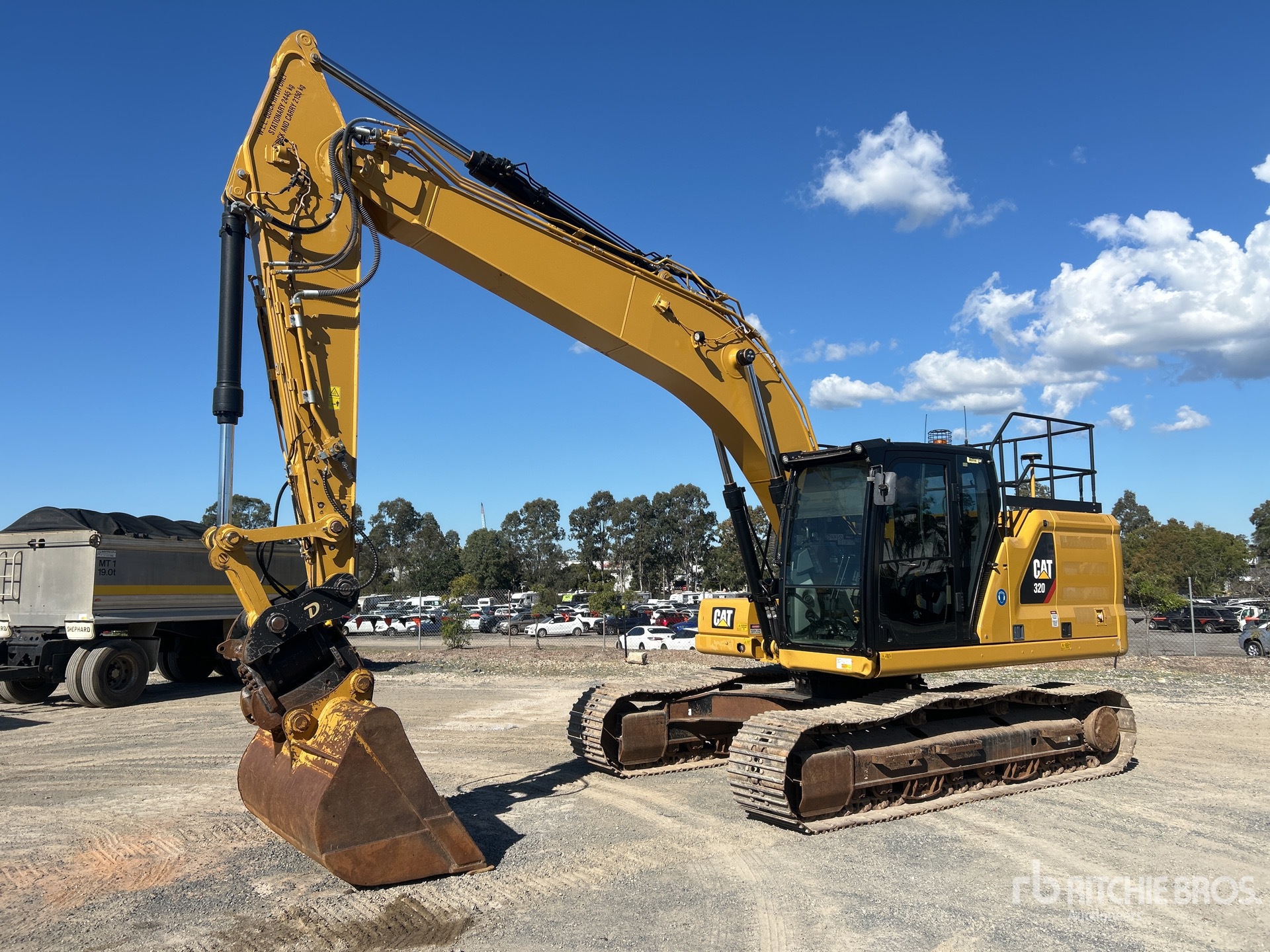 Photo of a 2018 Caterpillar 320