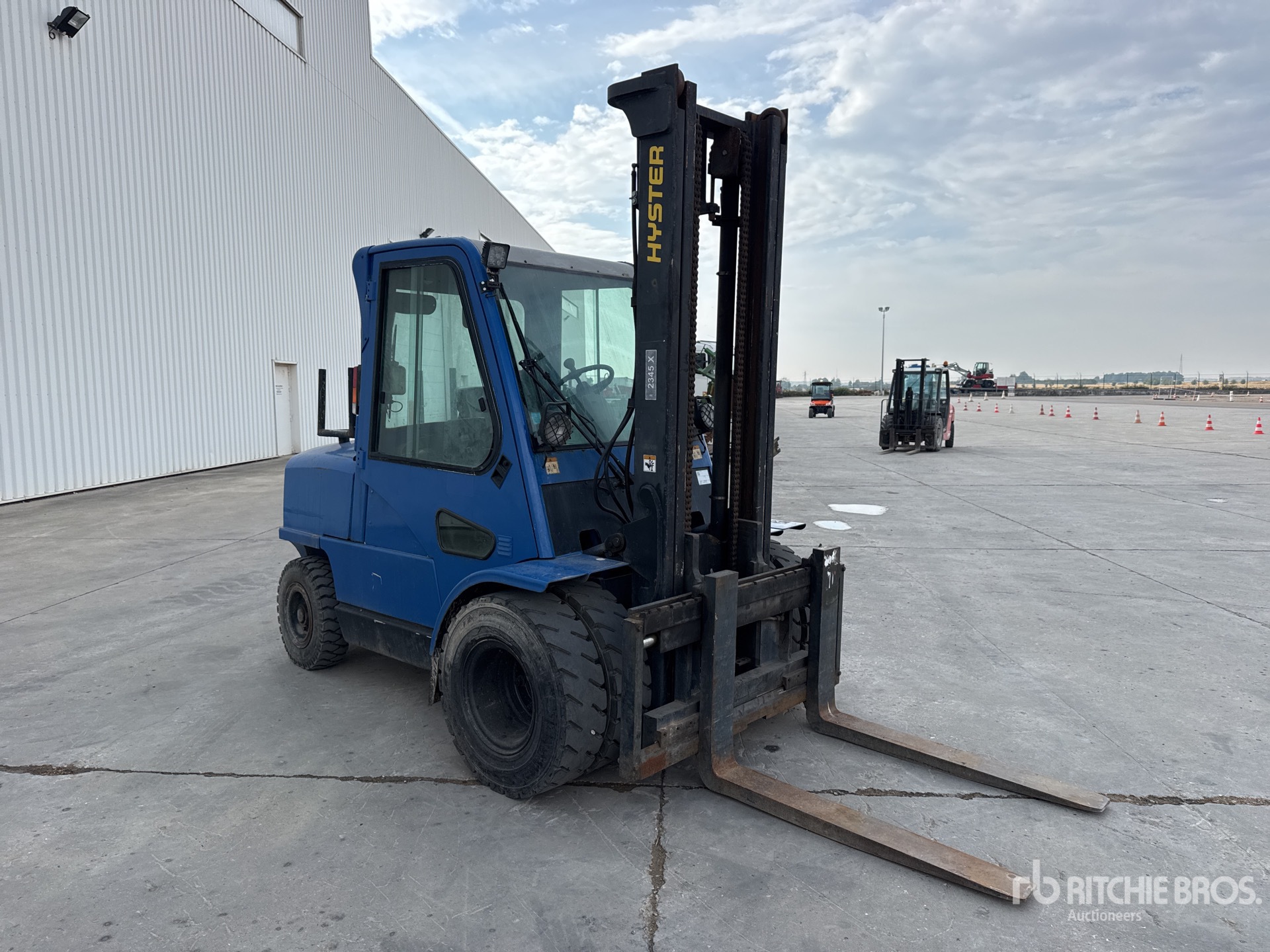2000 Hyster H4.50XM