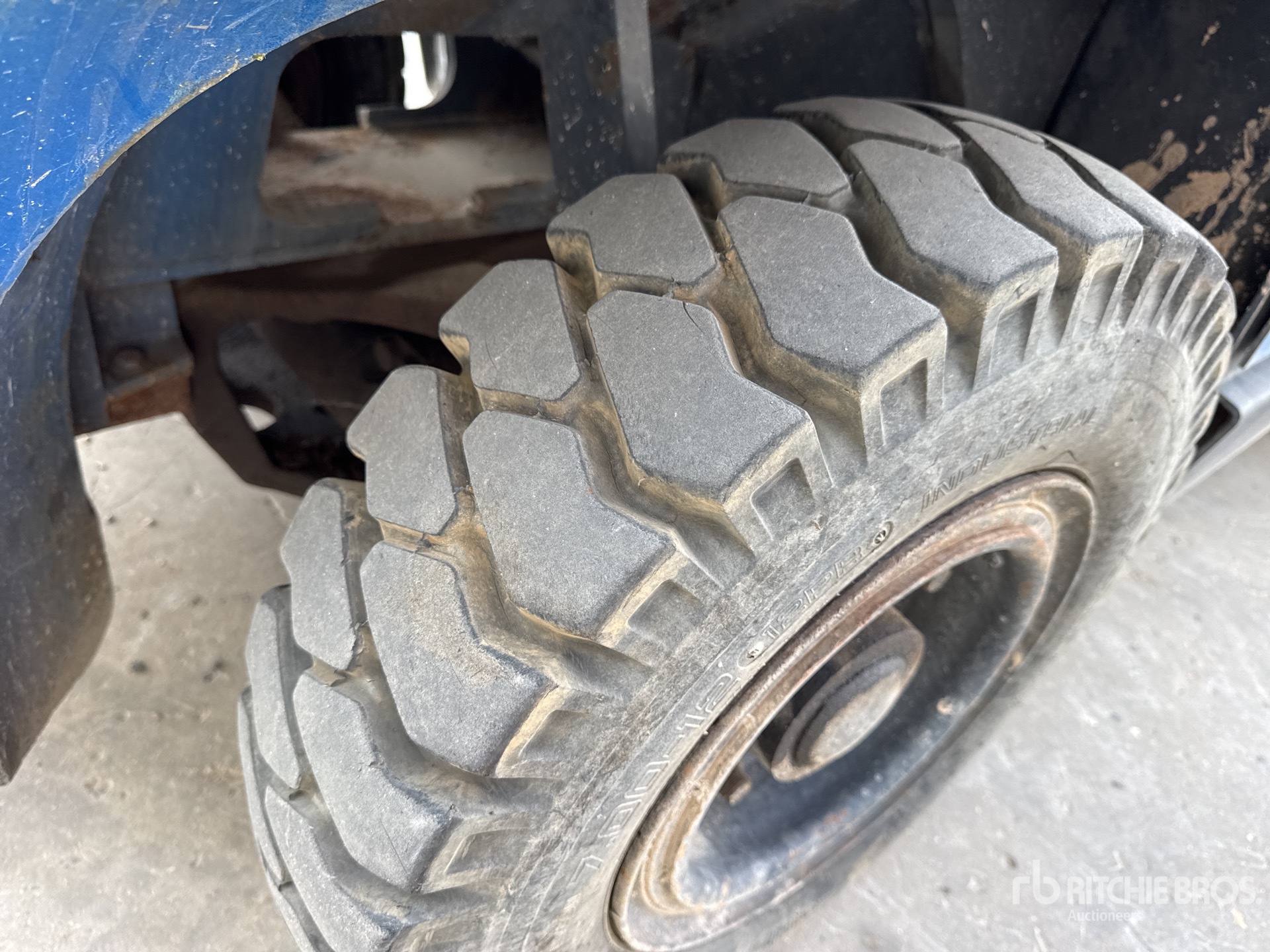 2000 Hyster H4.50XM