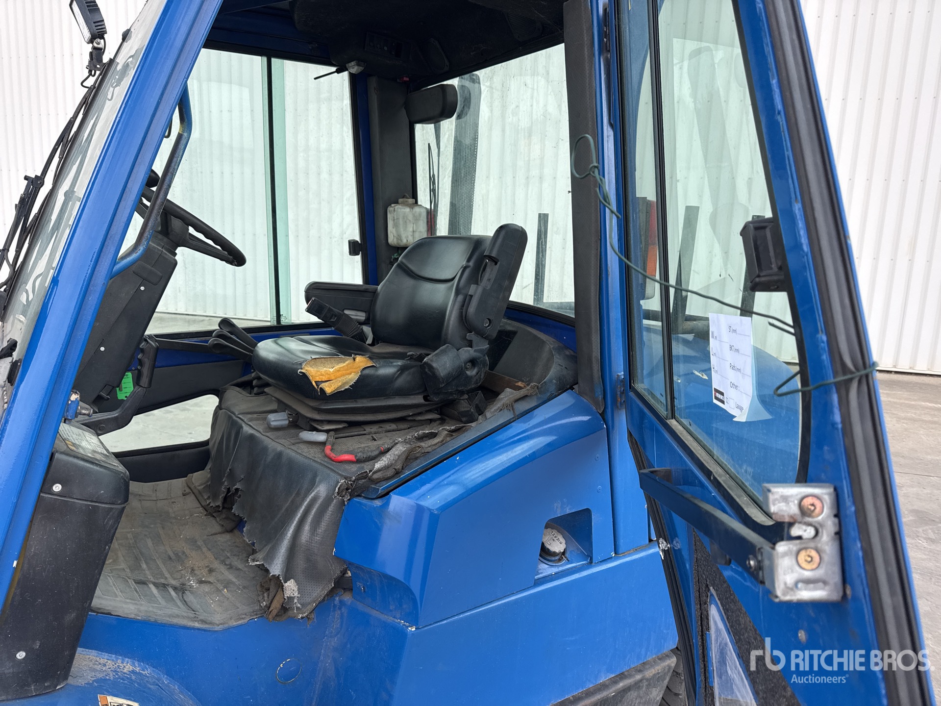 2000 Hyster H4.50XM