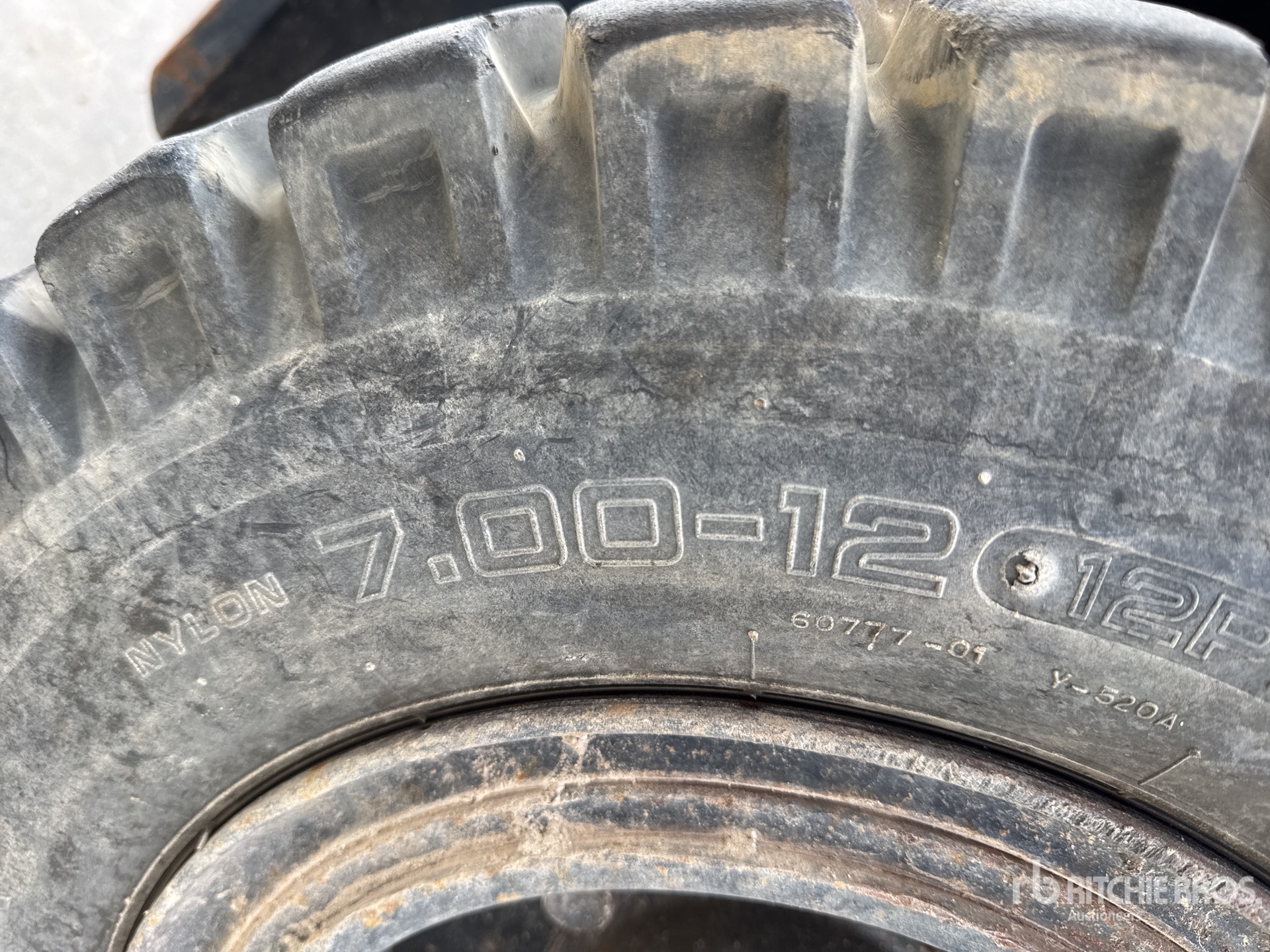 2000 Hyster H4.50XM