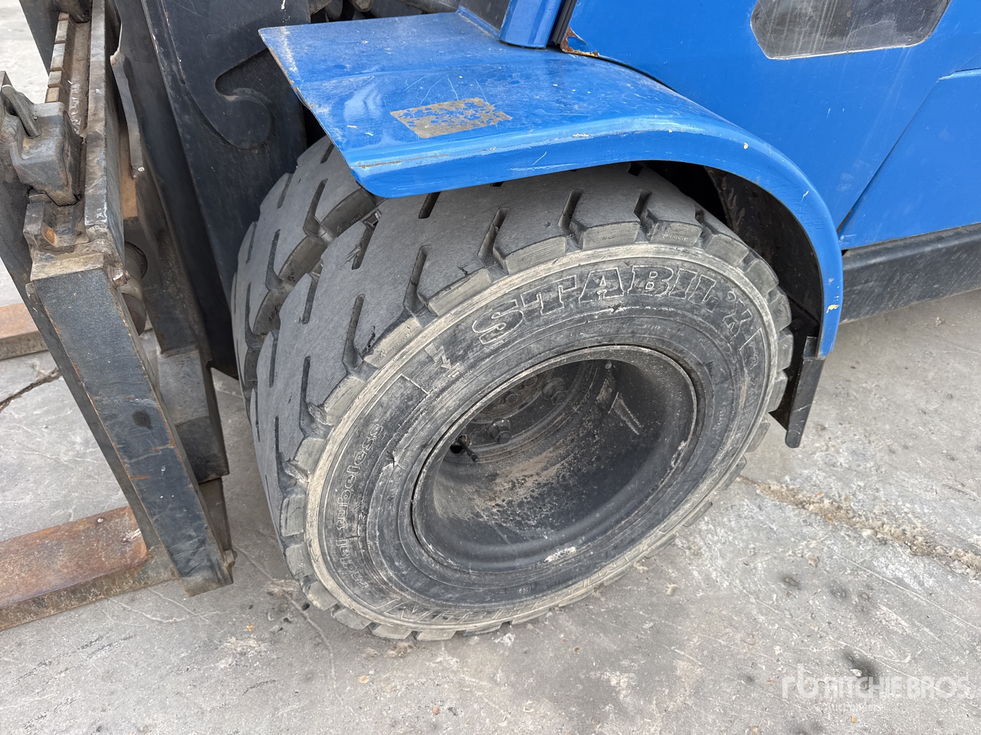 2000 Hyster H4.50XM