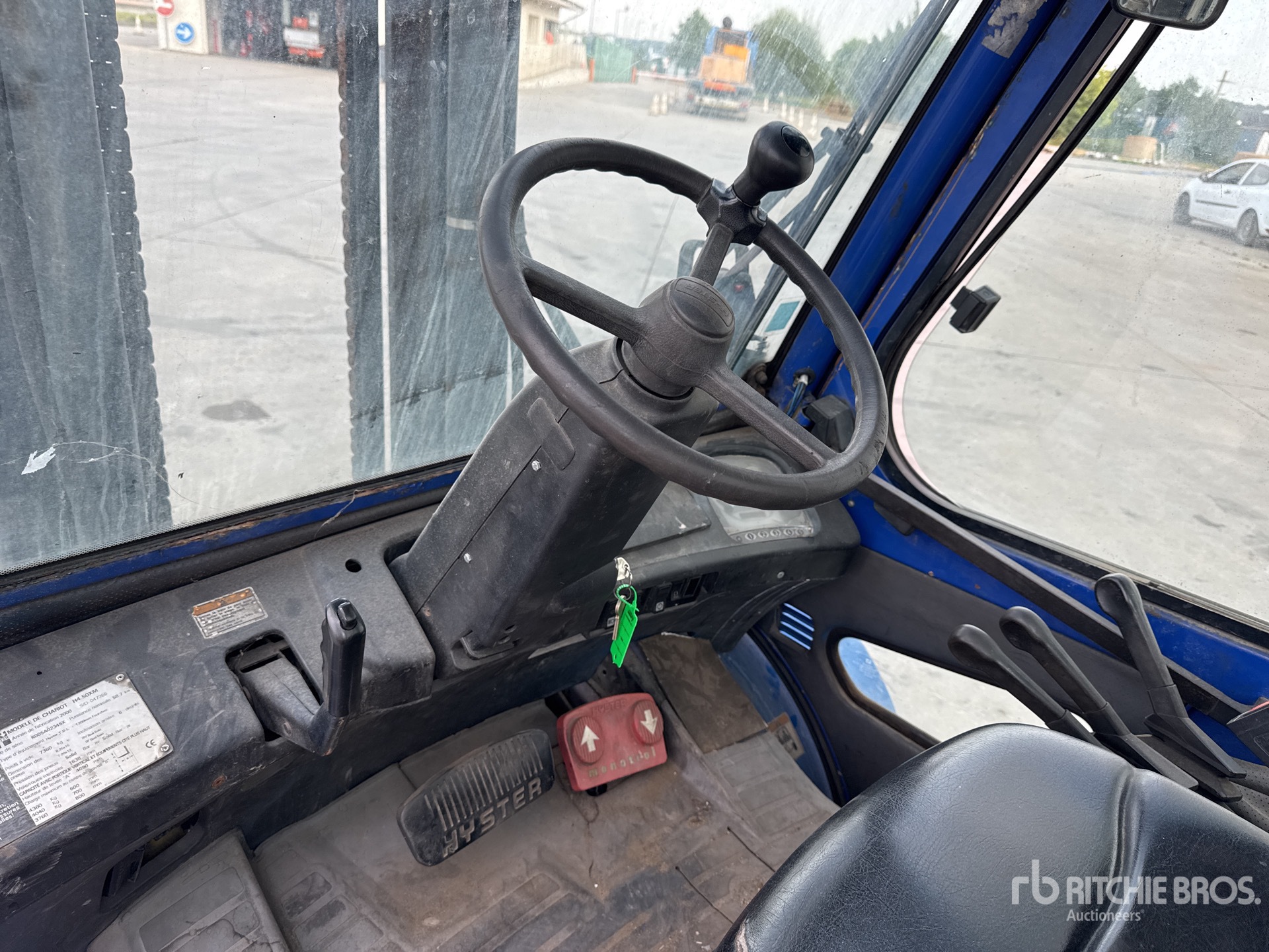 2000 Hyster H4.50XM