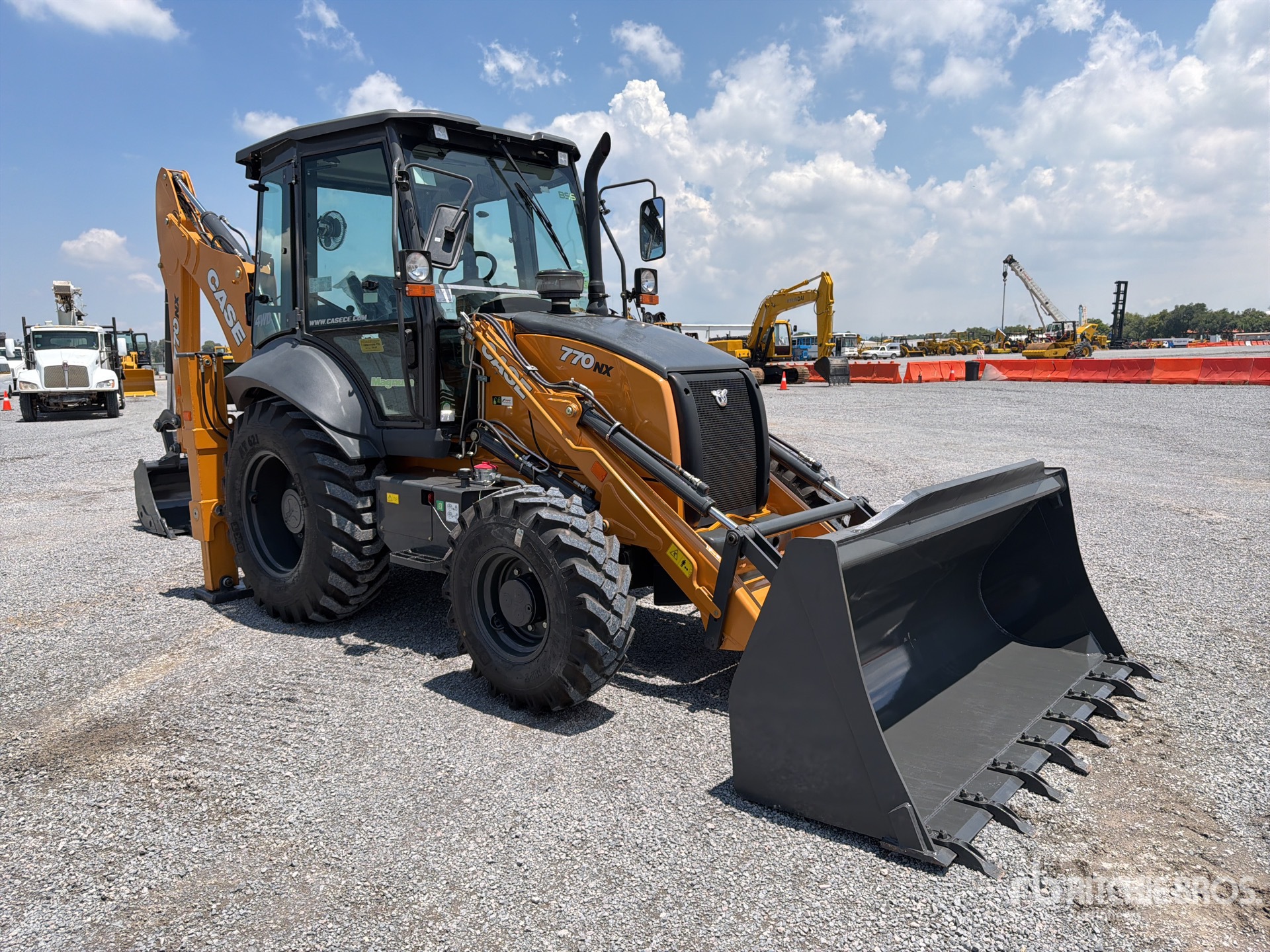 2025 Case 770NX
