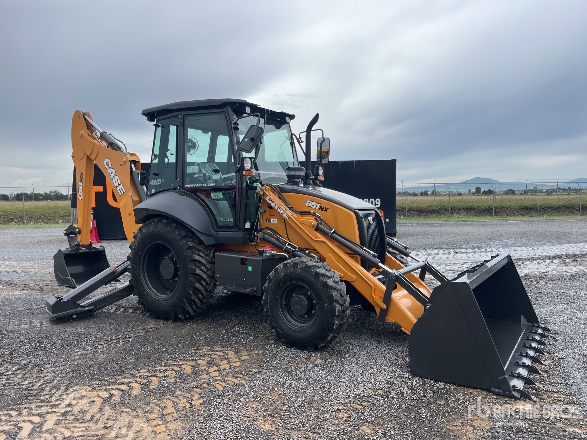 2026 Case 851NX