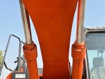 Hydraulics with Ausleger Hubzylinder