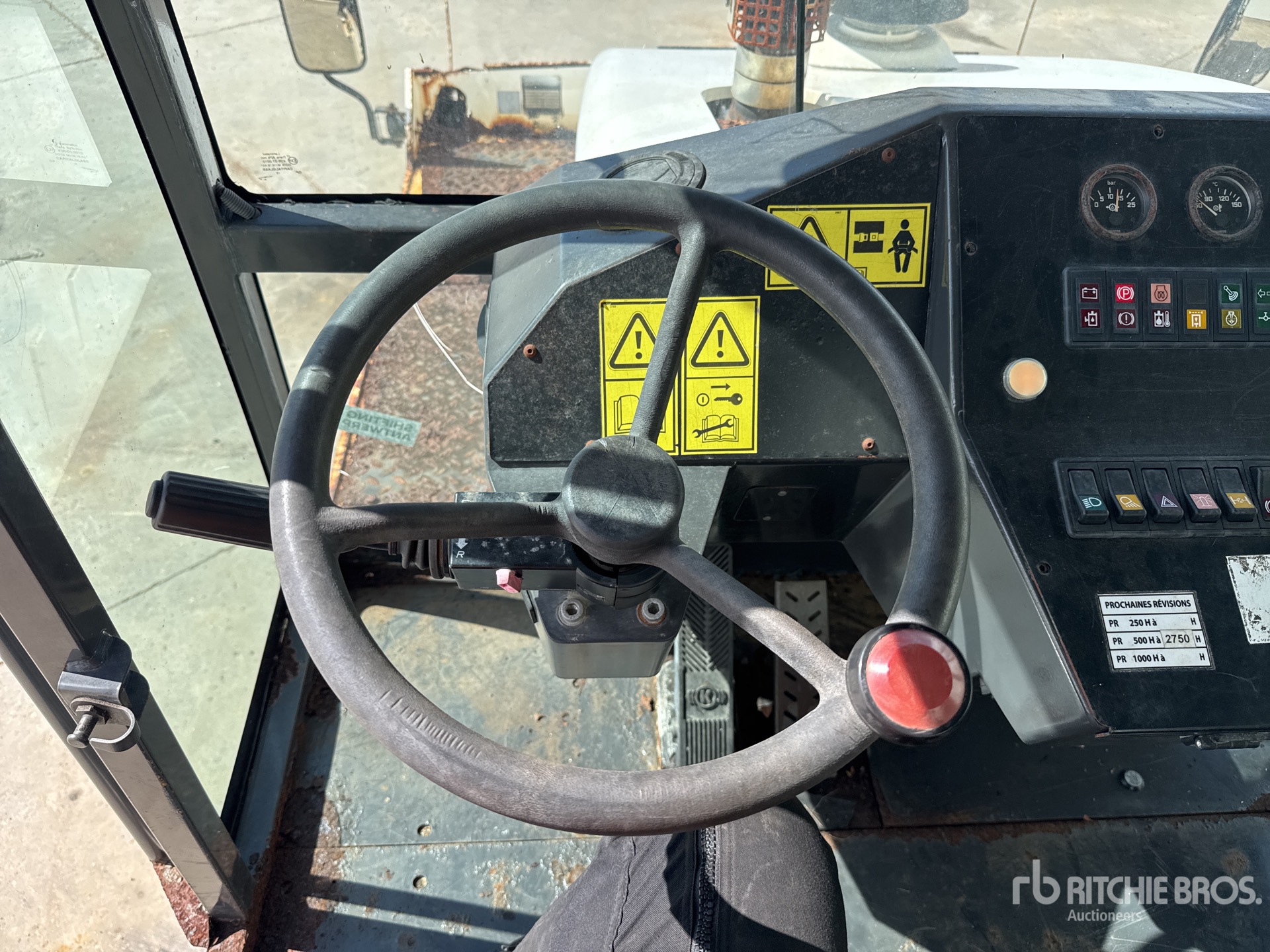 2011 Ammann AP240
