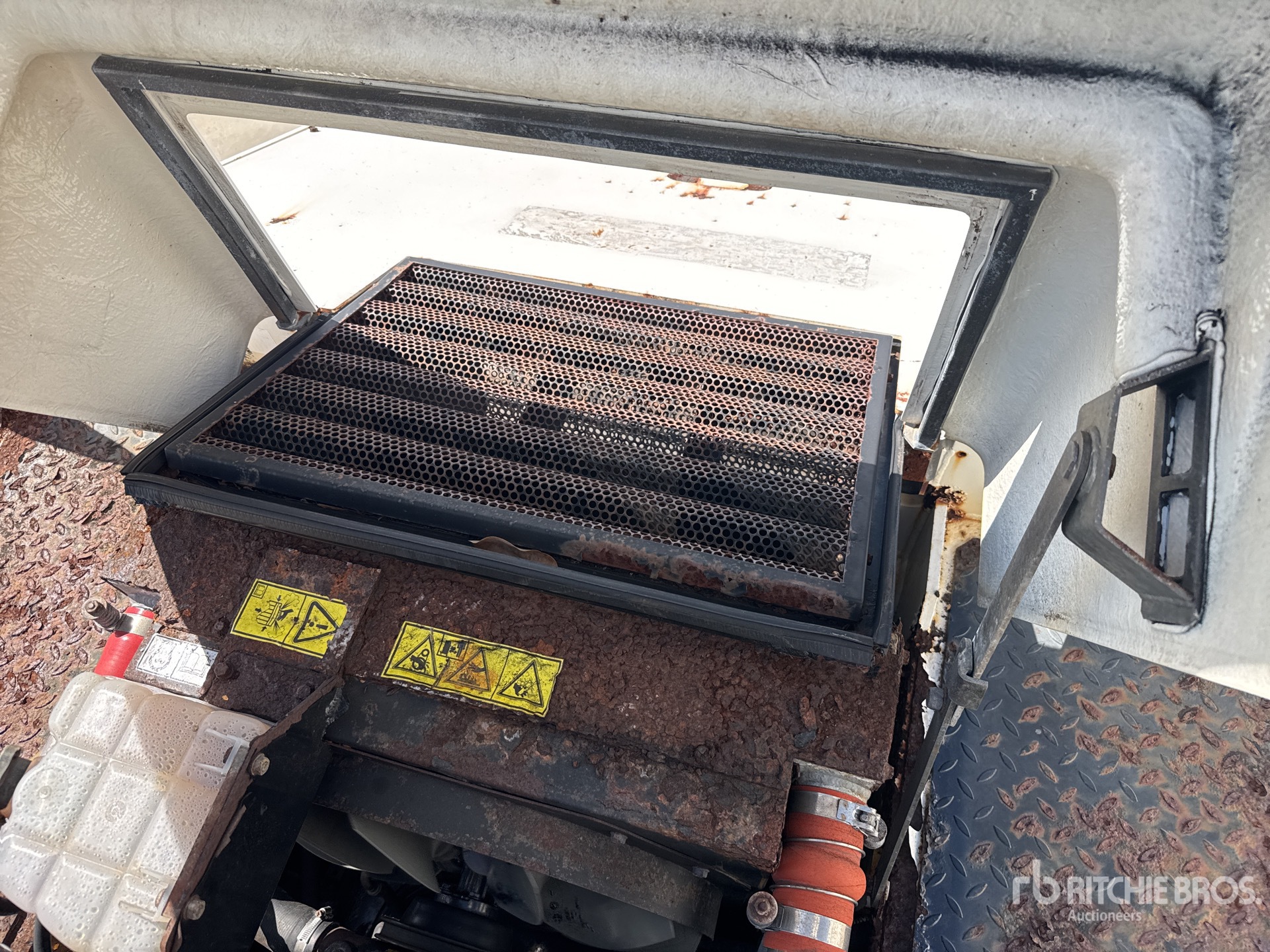 2011 Ammann AP240