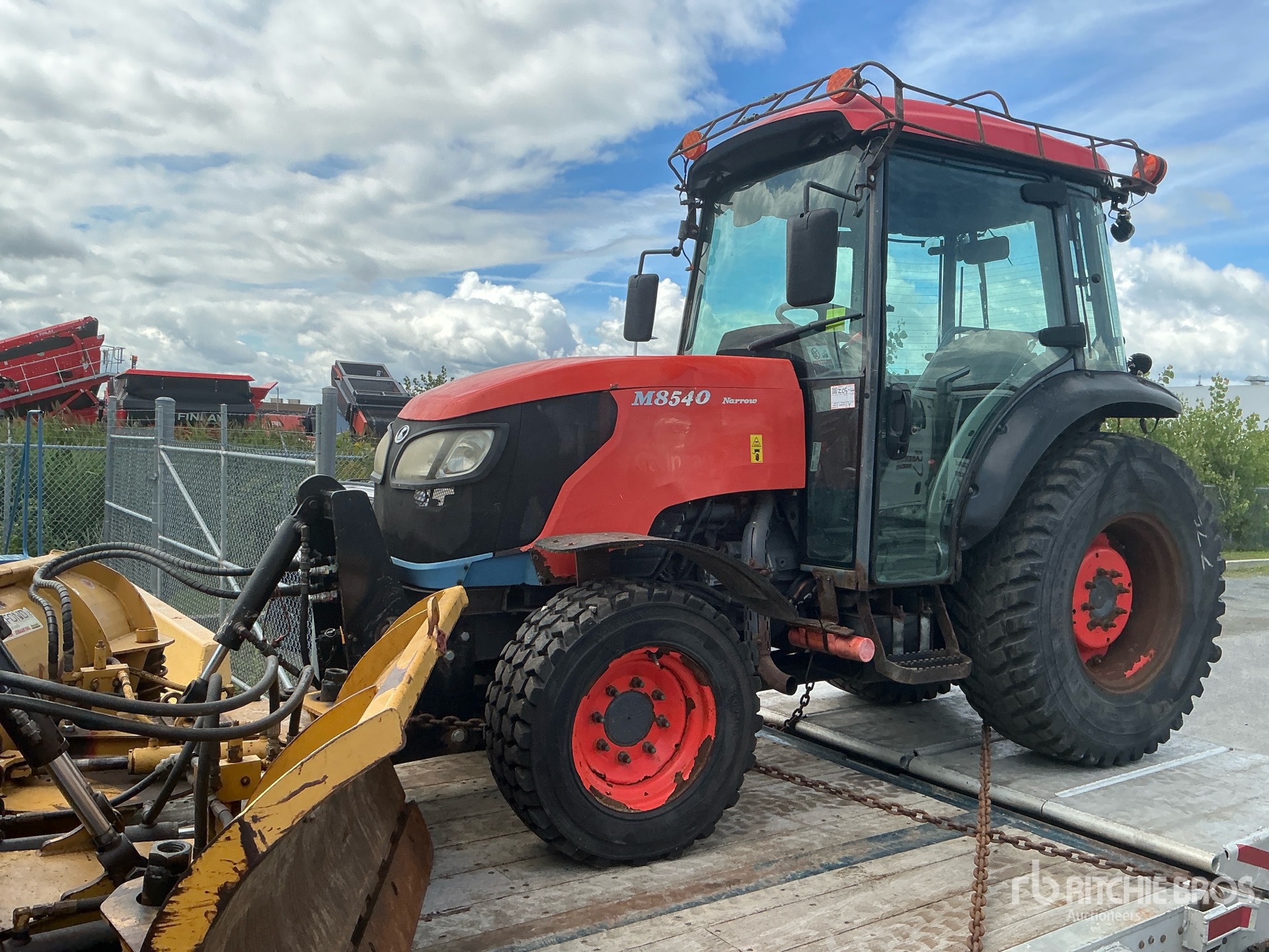 2015 Kubota M8540