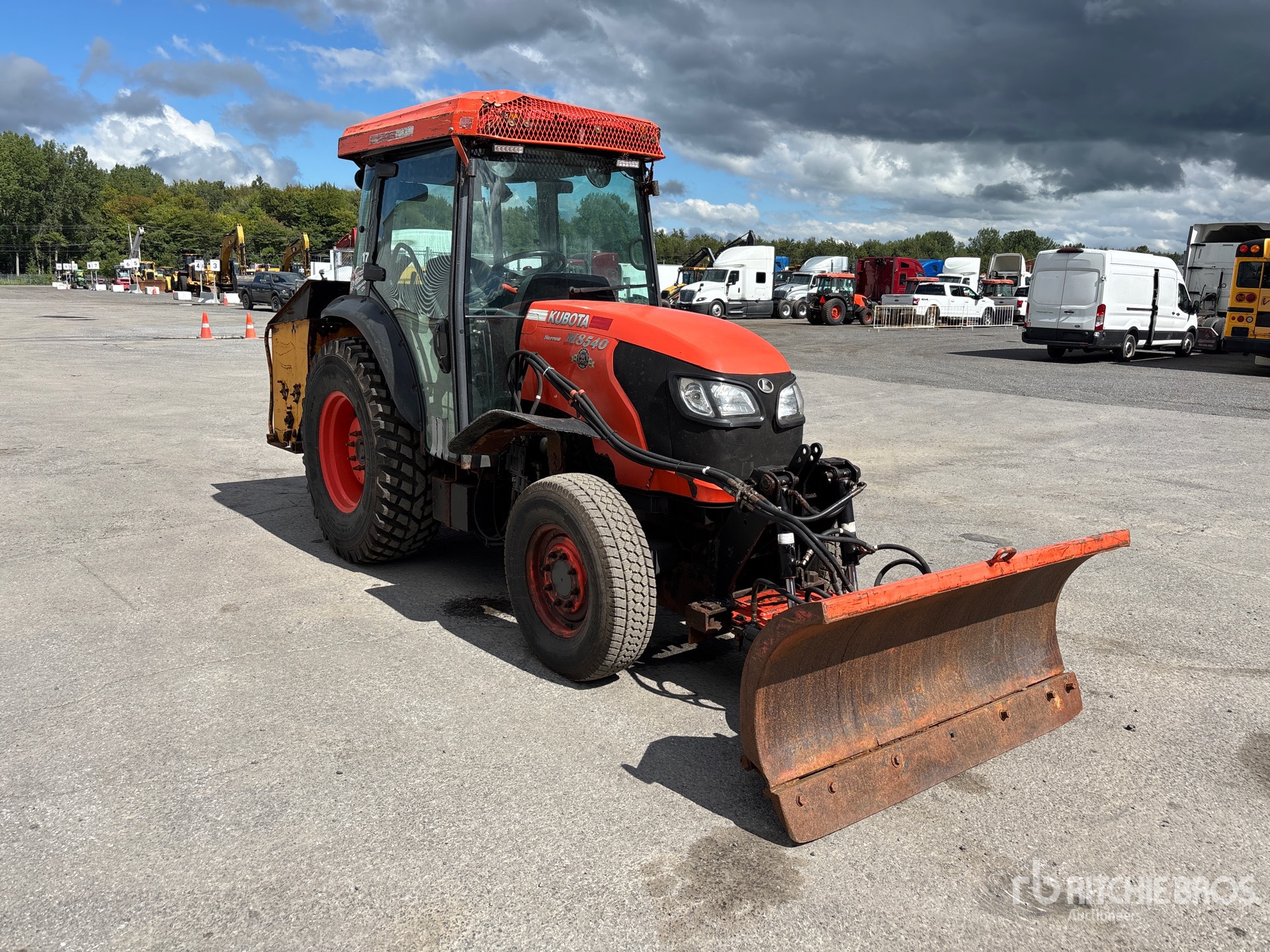 2015 Kubota M8540