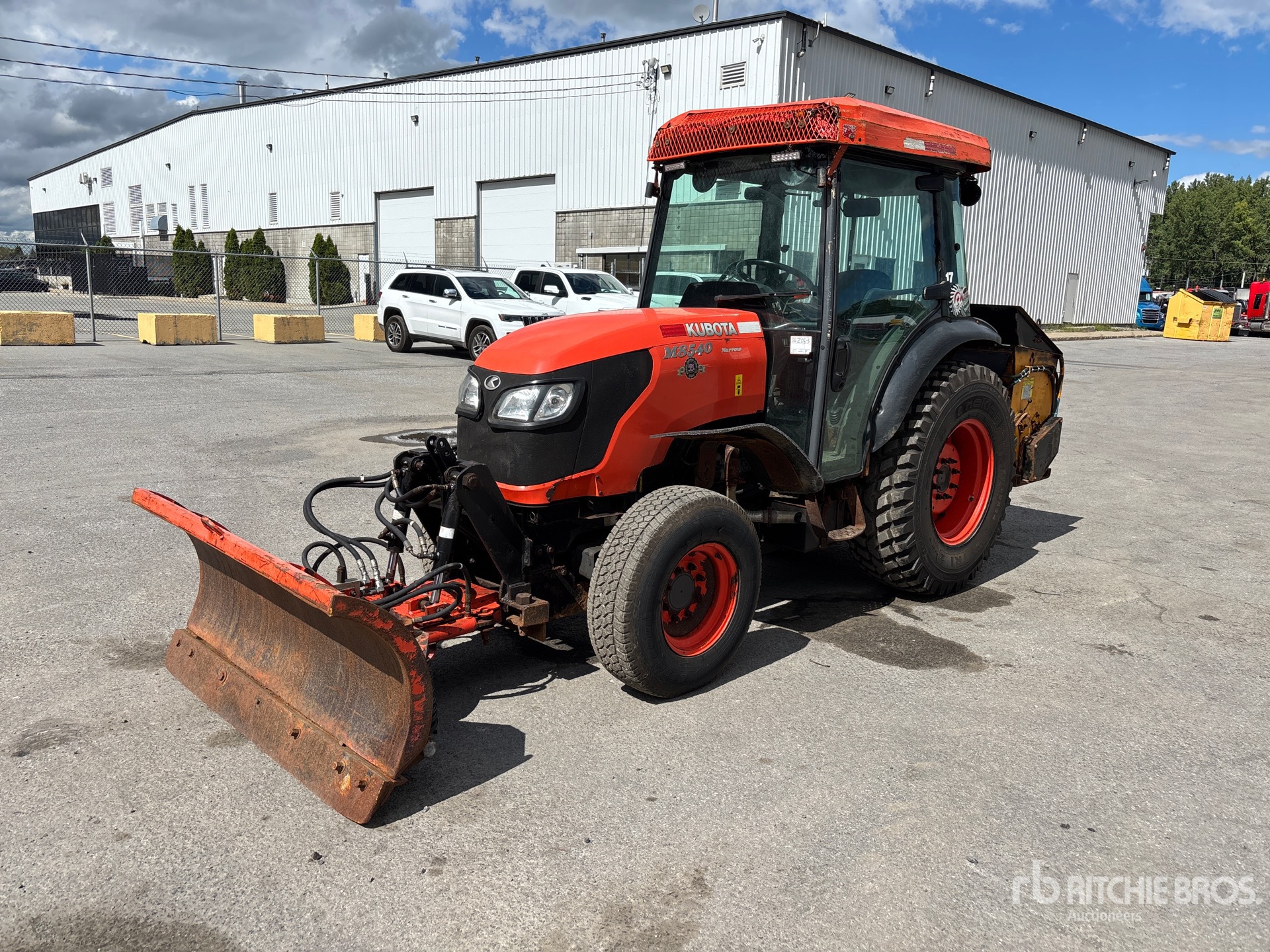 Photo of 2015 Kubota M8540