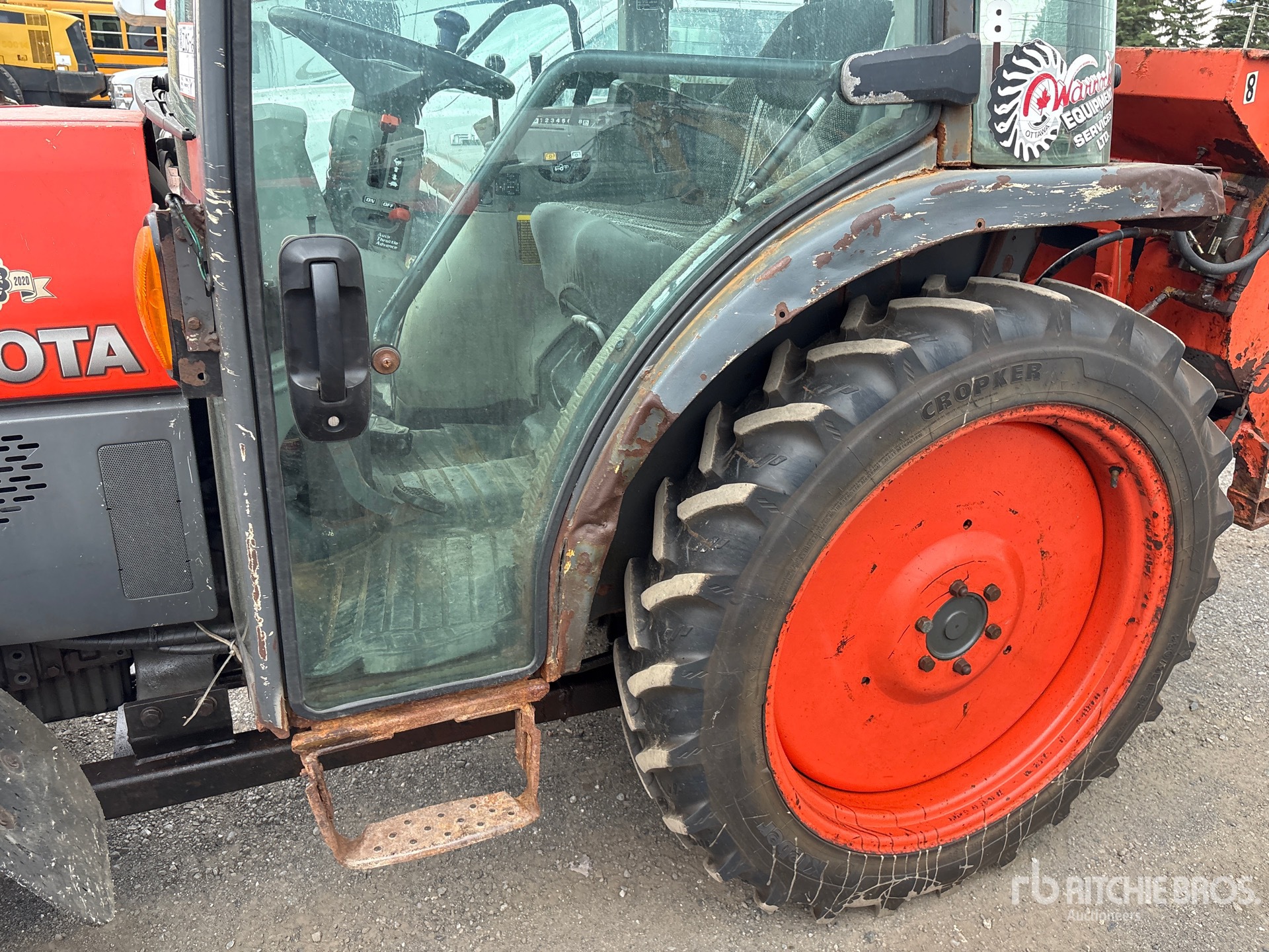 2009 Kubota L3940