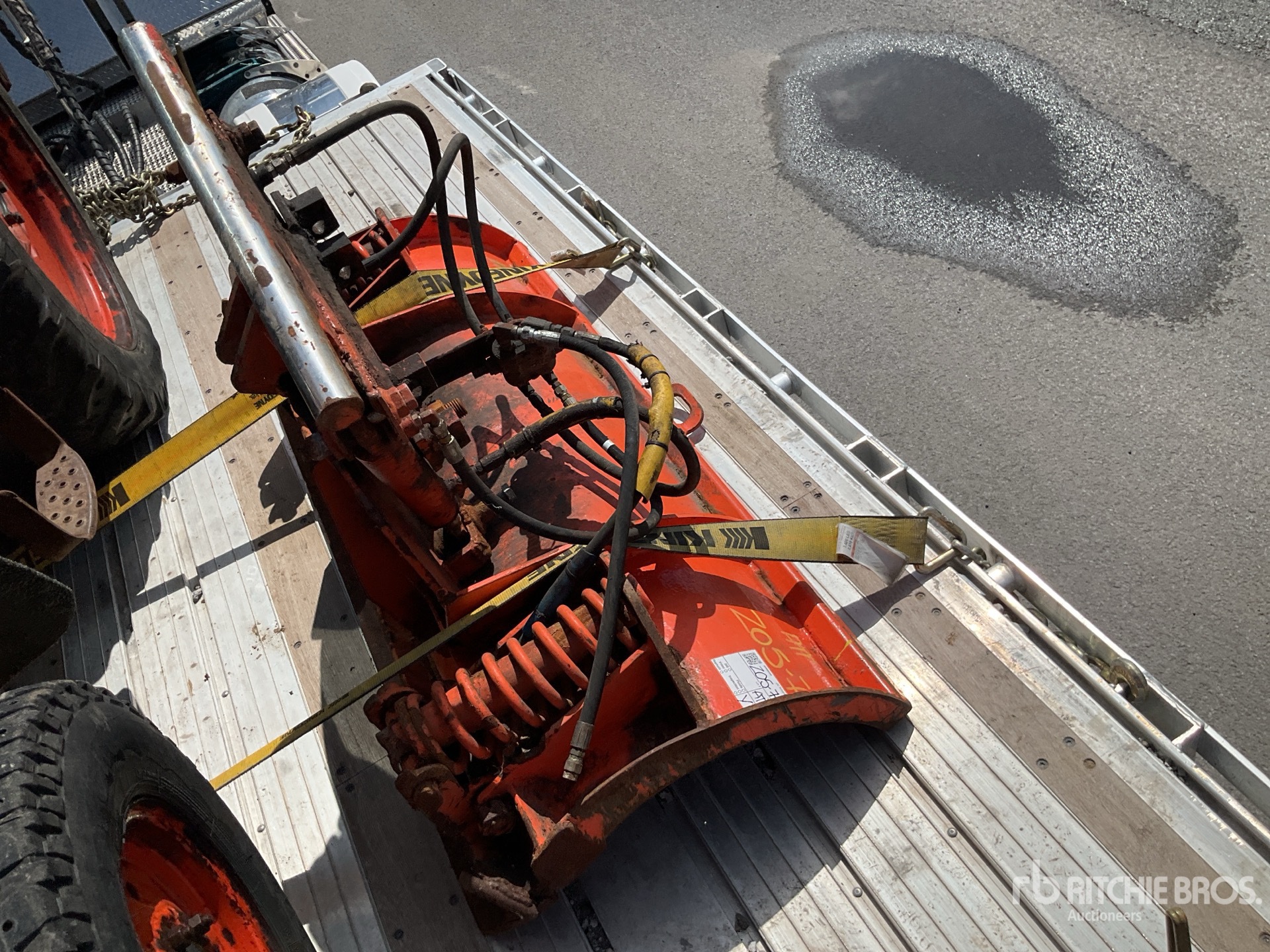 2012 Kubota L3940
