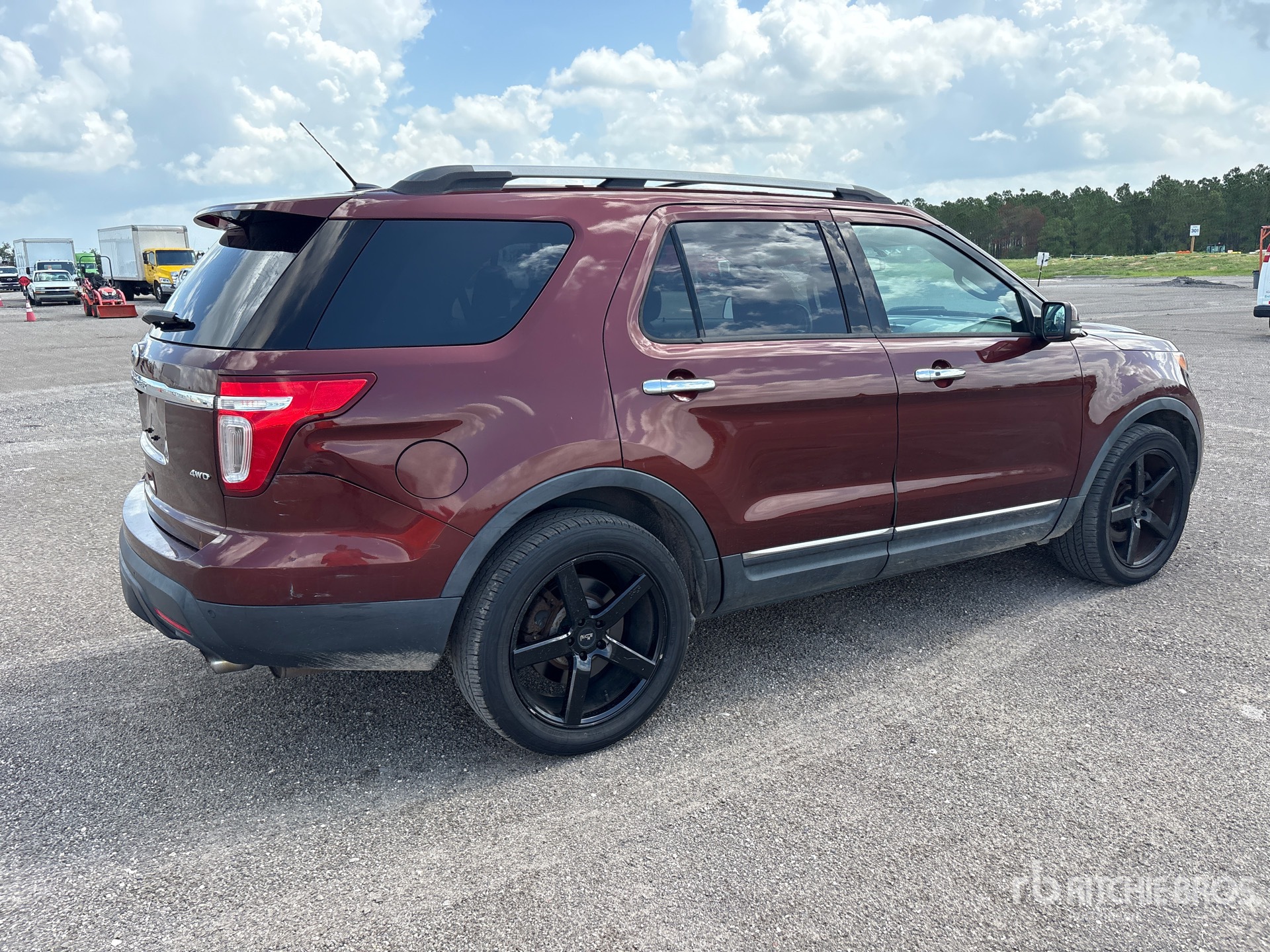General Appearance with Picture, Right Rear Corner