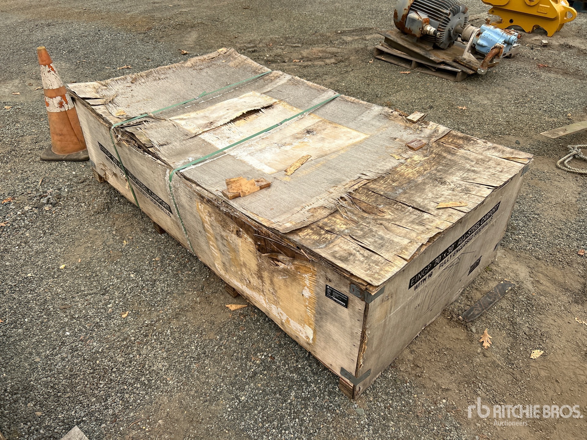 General Appearance with Picture, Left Rear Corner