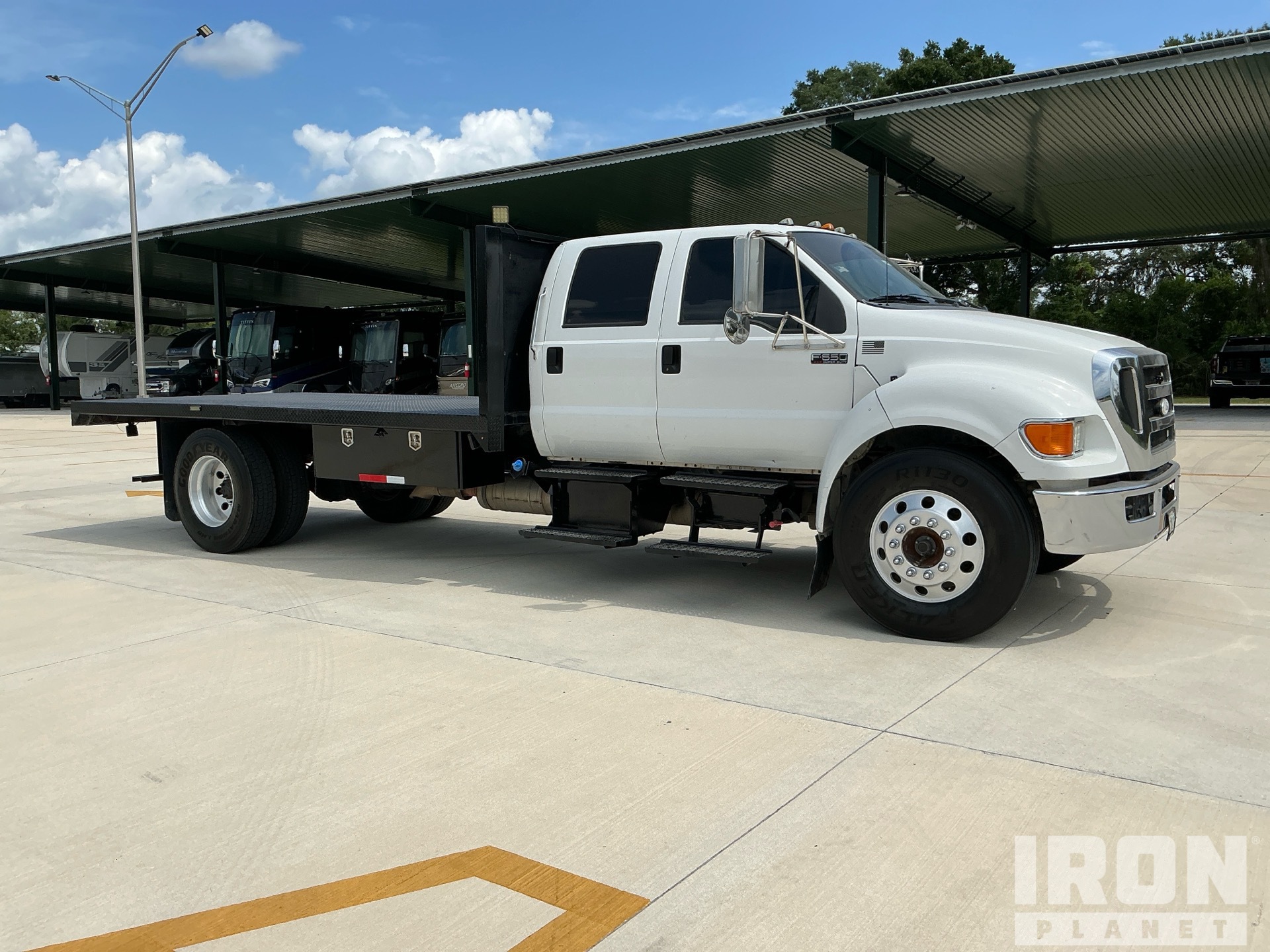 2013 Ford F-650