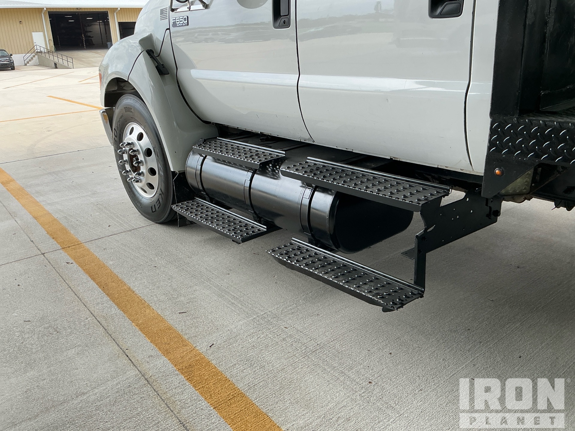 2013 Ford F-650