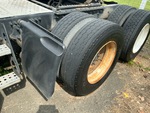 4 Underbody - Truck with Left Front Drive Tires