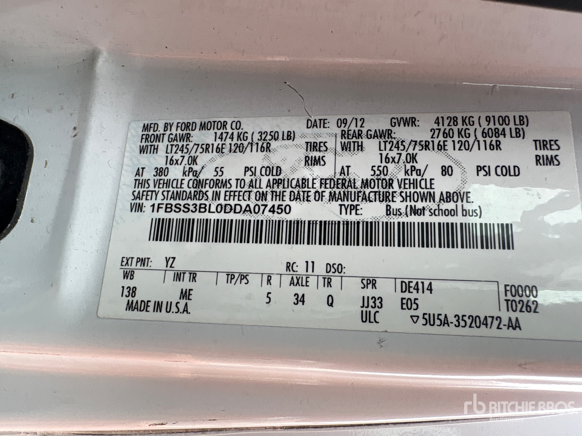 2013 Ford E-350