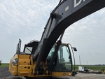 Hydraulics with Boom Lift Cylinder(s)