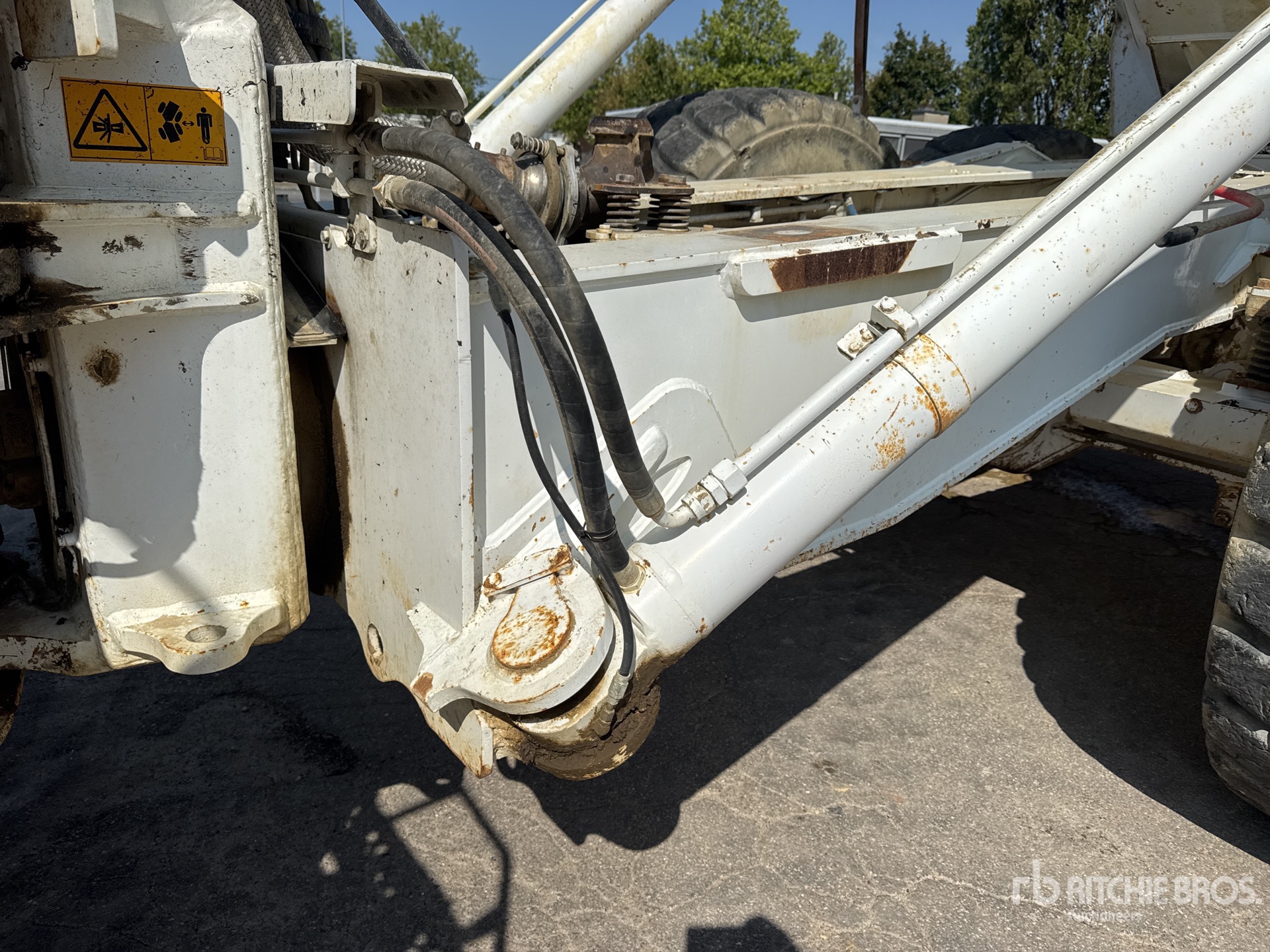 2015 Bell B40