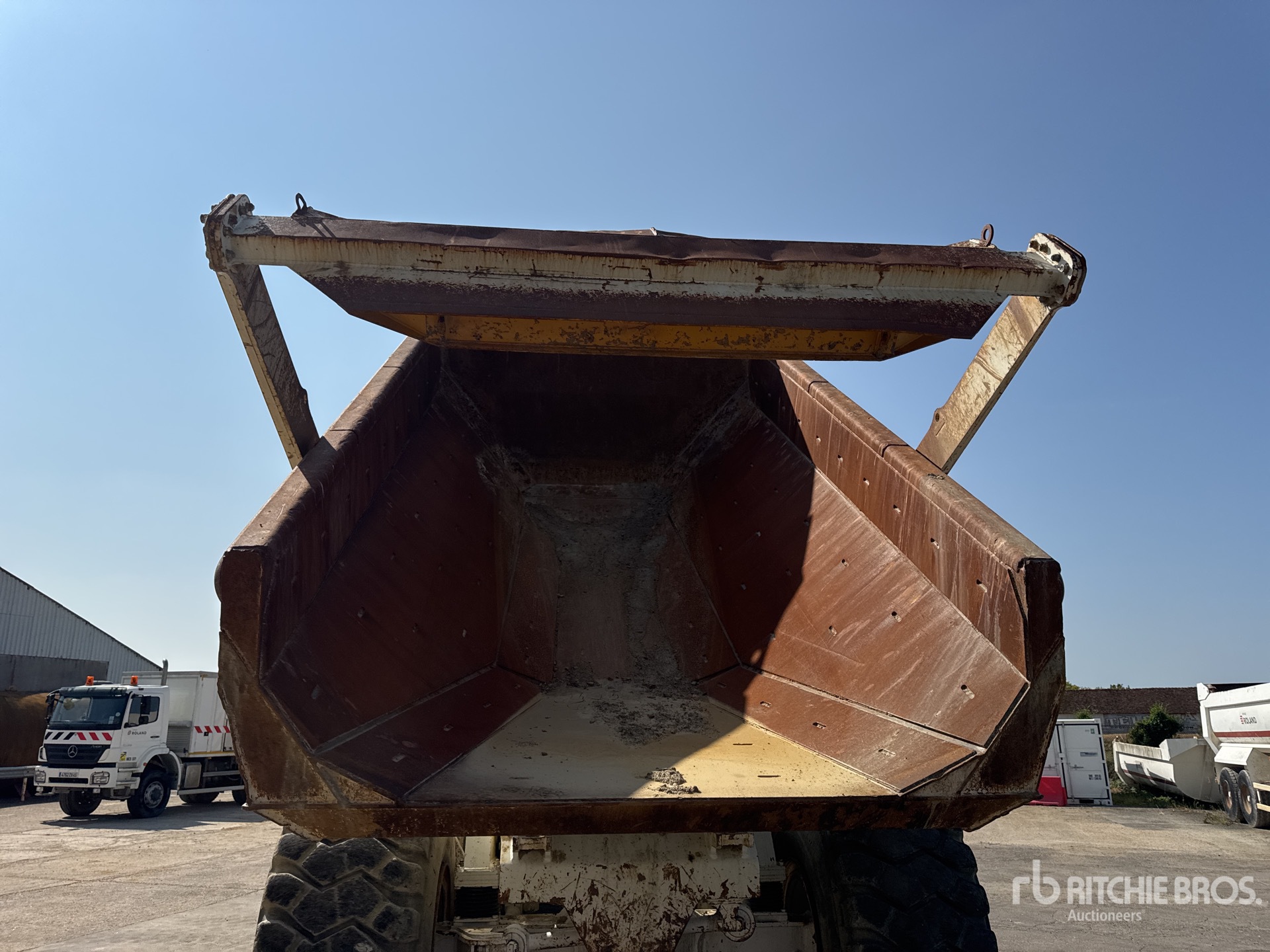 2015 Bell B40